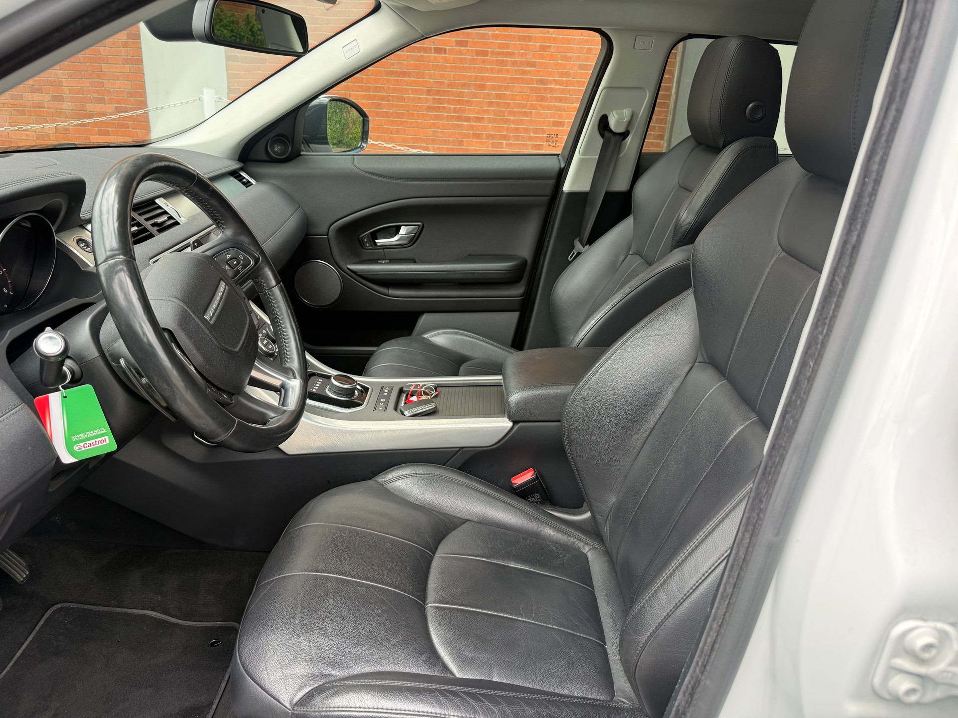 LAND ROVER Range Rover Evoque 2.0 TD4 HSE AT9-image-6