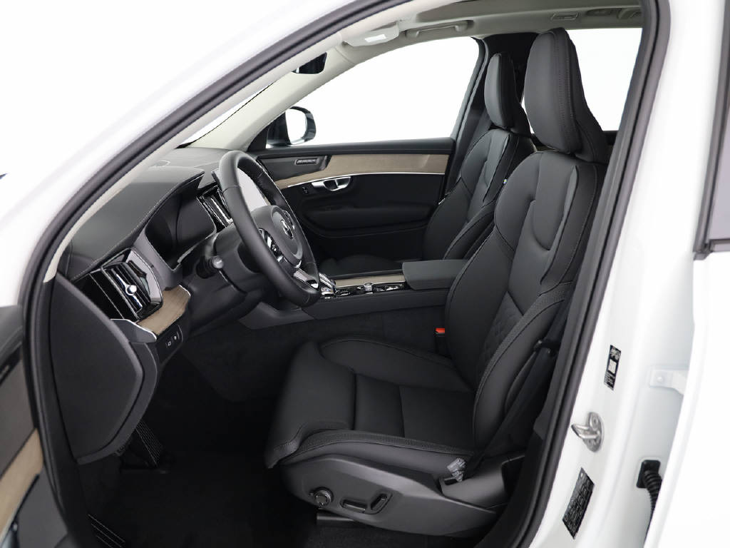 VOLVO XC90 2.0 T8 TE Plus Dark eAWD-image-1