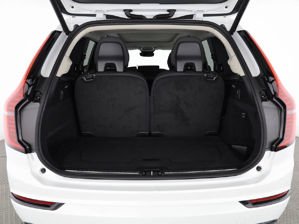 VOLVO XC90 2.0 T8 TE Plus Dark eAWD-image-14