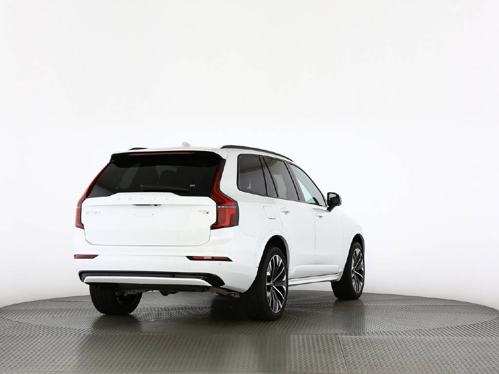 VOLVO XC90 2.0 T8 TE Plus Dark eAWD-image-17