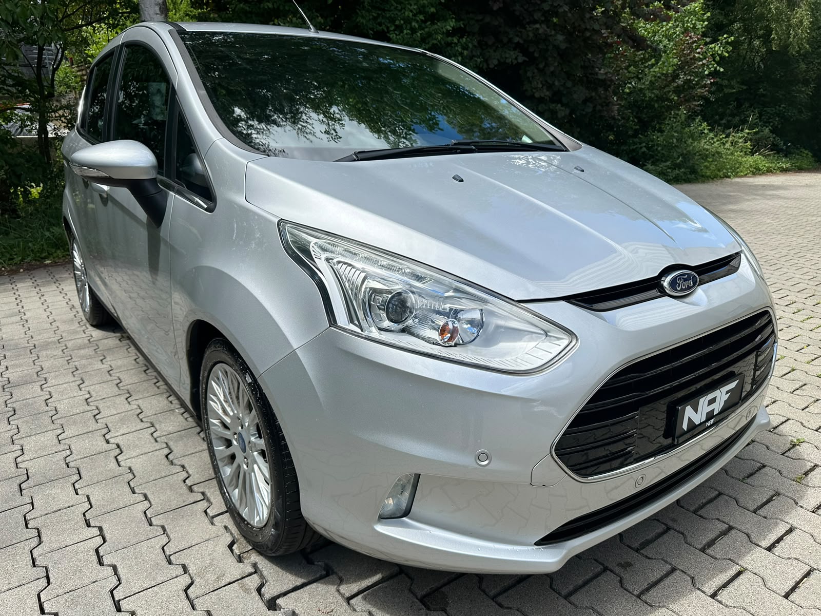 FORD B-Max 1.6 Ti-VCT Titanium PowerShift-image-8