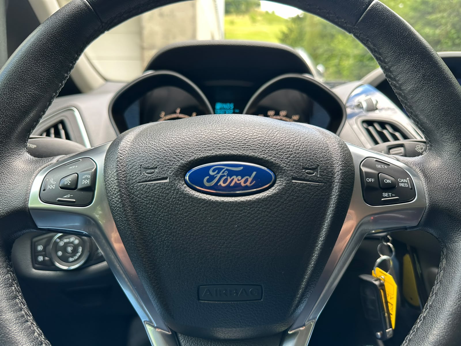 FORD B-Max 1.6 Ti-VCT Titanium PowerShift-image-23