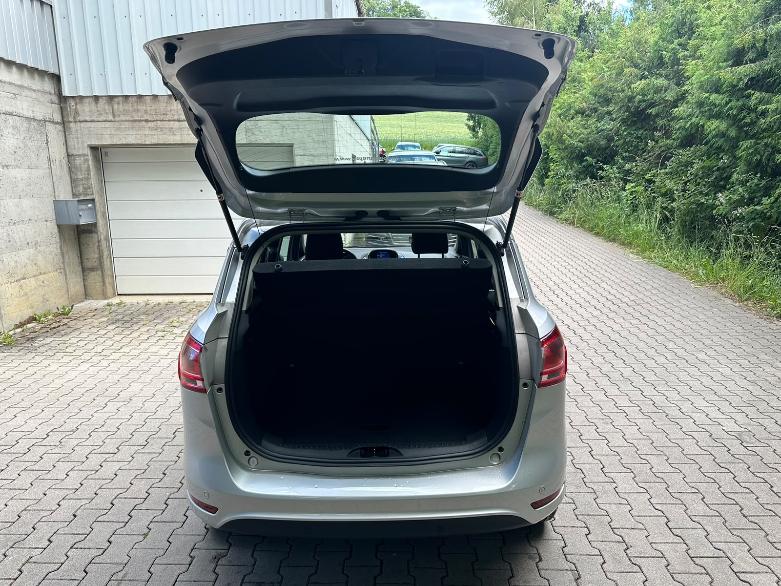 FORD B-Max 1.6 Ti-VCT Titanium PowerShift-image-13
