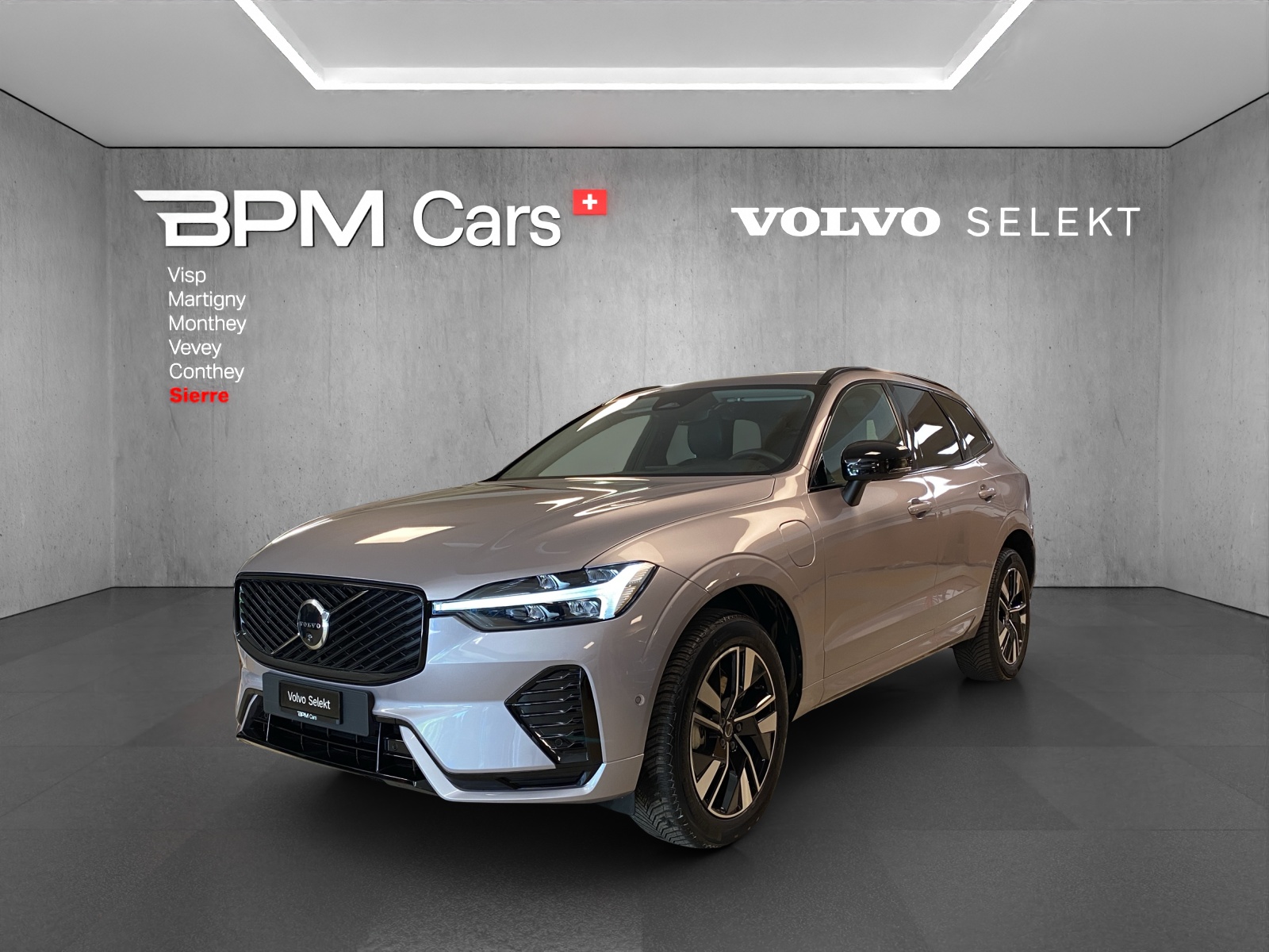 VOLVO XC60 T6 eAWD PluginHybrid Plus Dark Geartronic