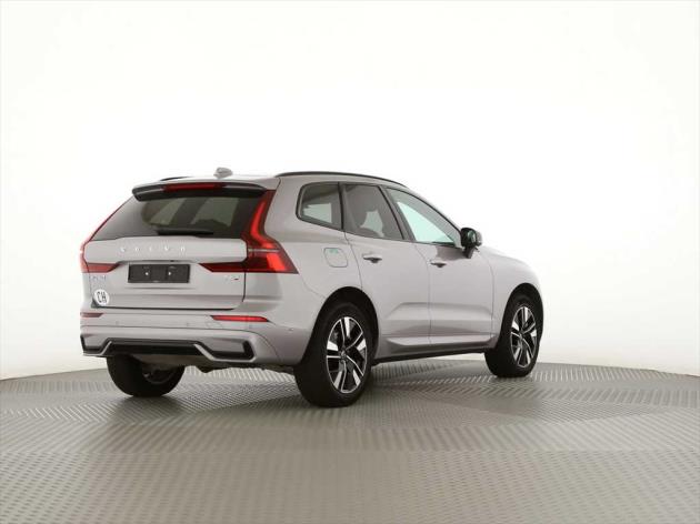 VOLVO XC60 T6 eAWD PluginHybrid Plus Dark Geartronic-image-1