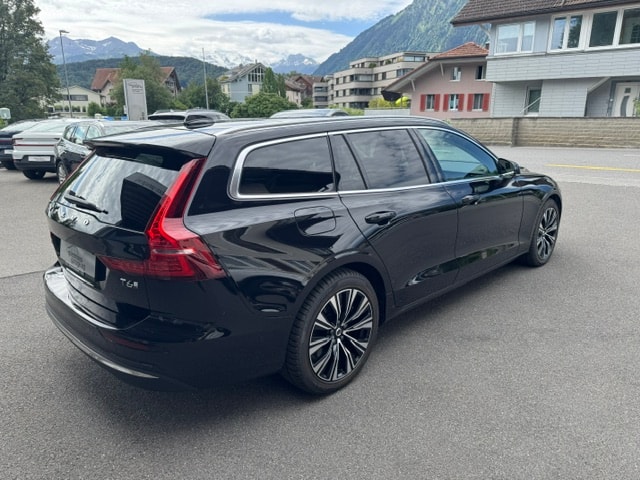 VOLVO V60 2.0 T6 TE Ultimate Bright eAWD-image-3