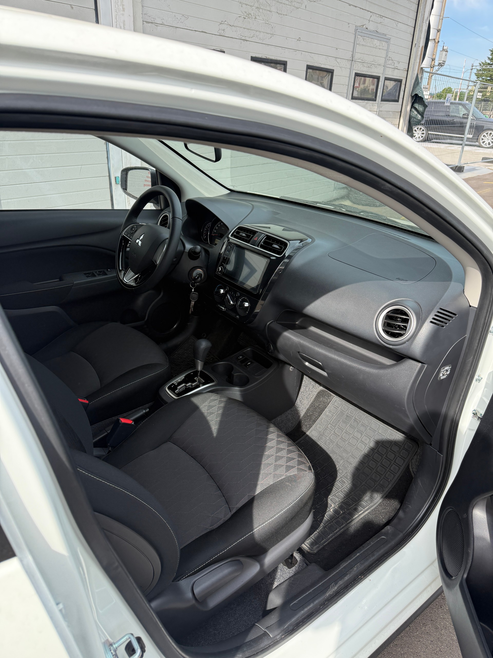 MITSUBISHI Space Star 1.2 CVT Intense+-image-9