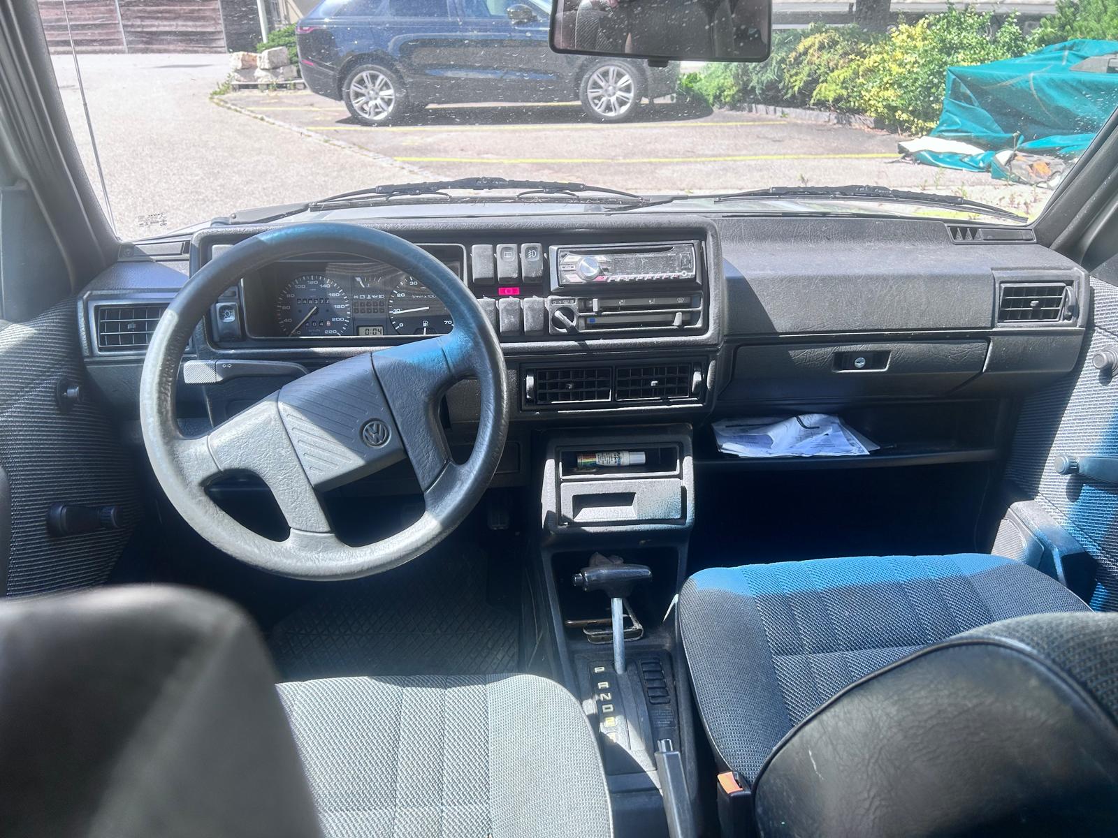 VW Golf 1800 CL Plus Ultra-image-12