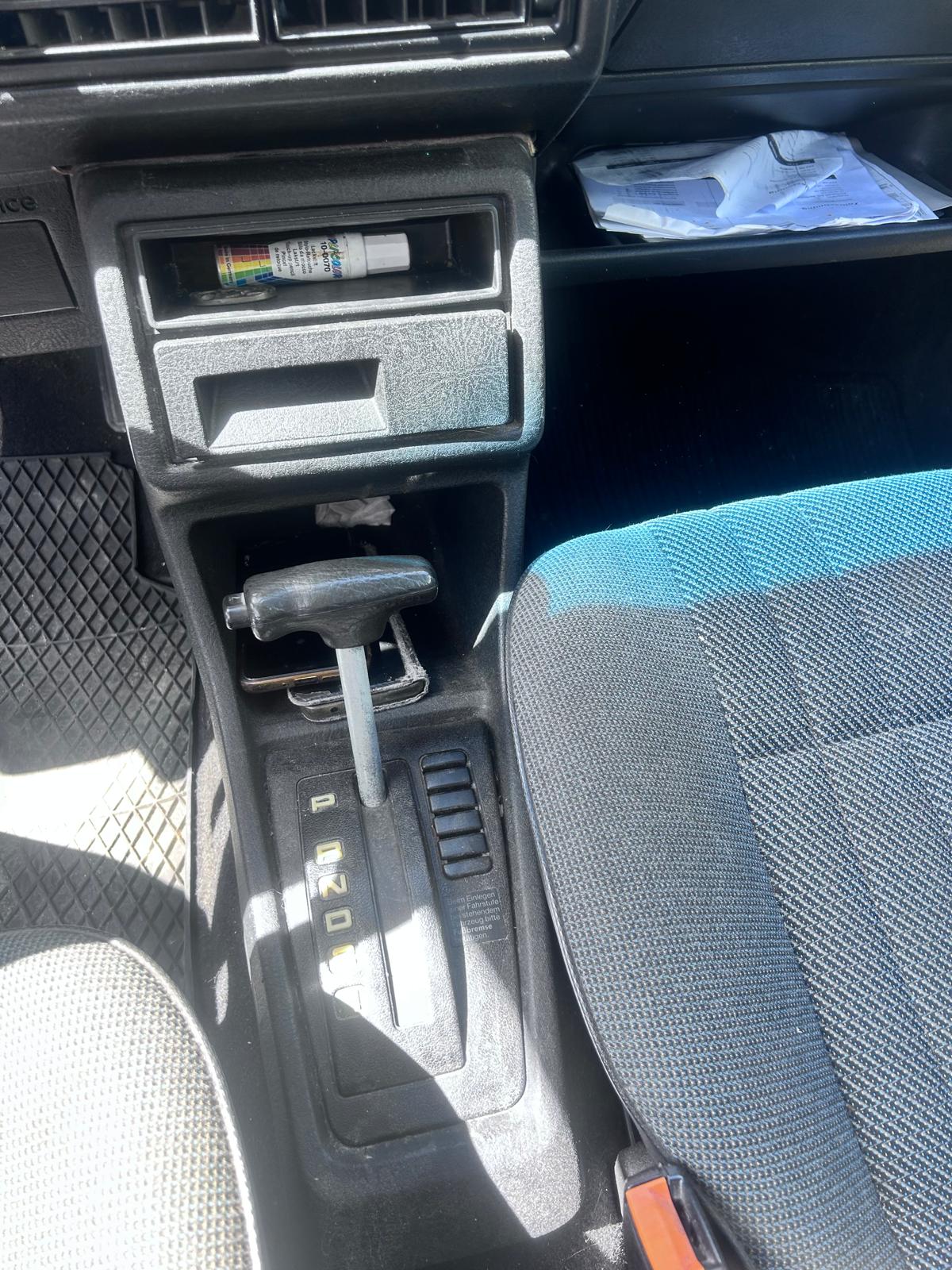 VW Golf 1800 CL Plus Ultra-image-9