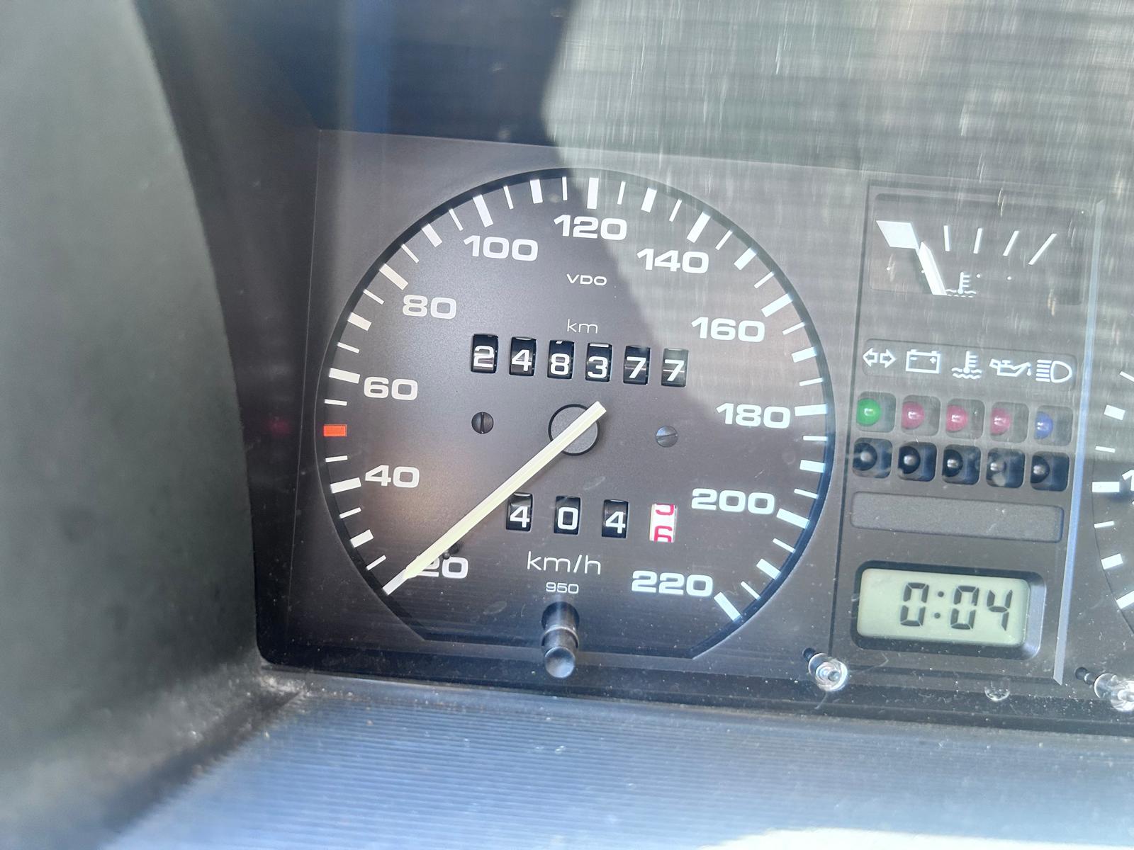 VW Golf 1800 CL Plus Ultra-image-10