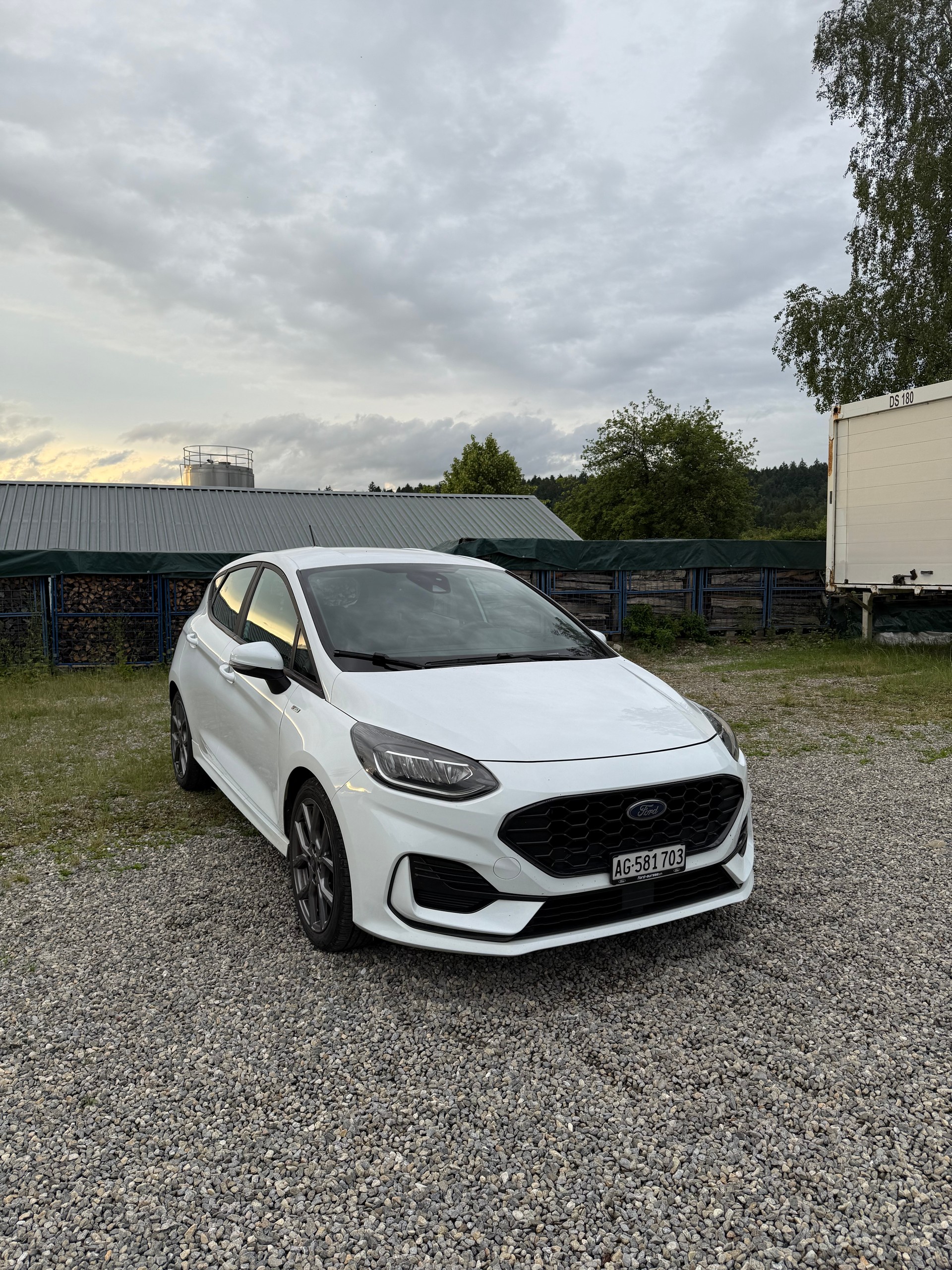 FORD Fiesta 1.0 EcoB Hybrid ST-Line-image-0