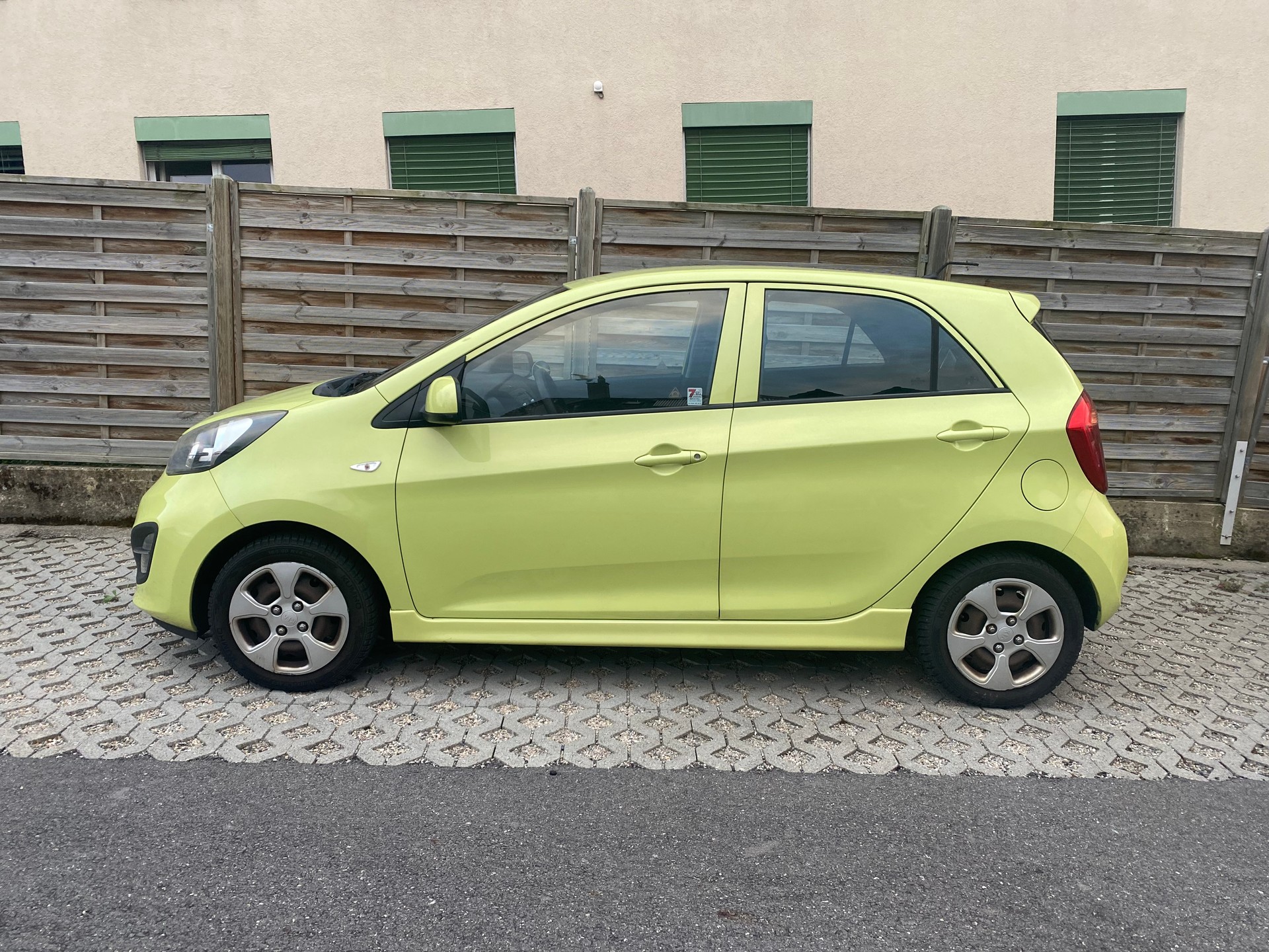 KIA 1.2 16V Trend-image-0