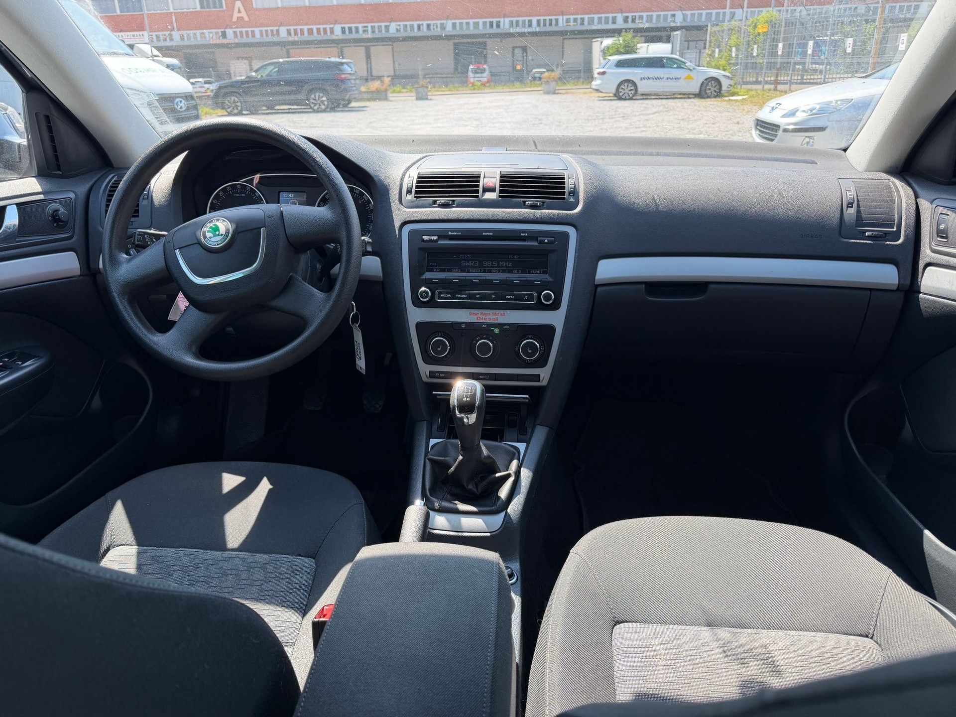 SKODA Octavia 1.6 TDI Greenline-image-14