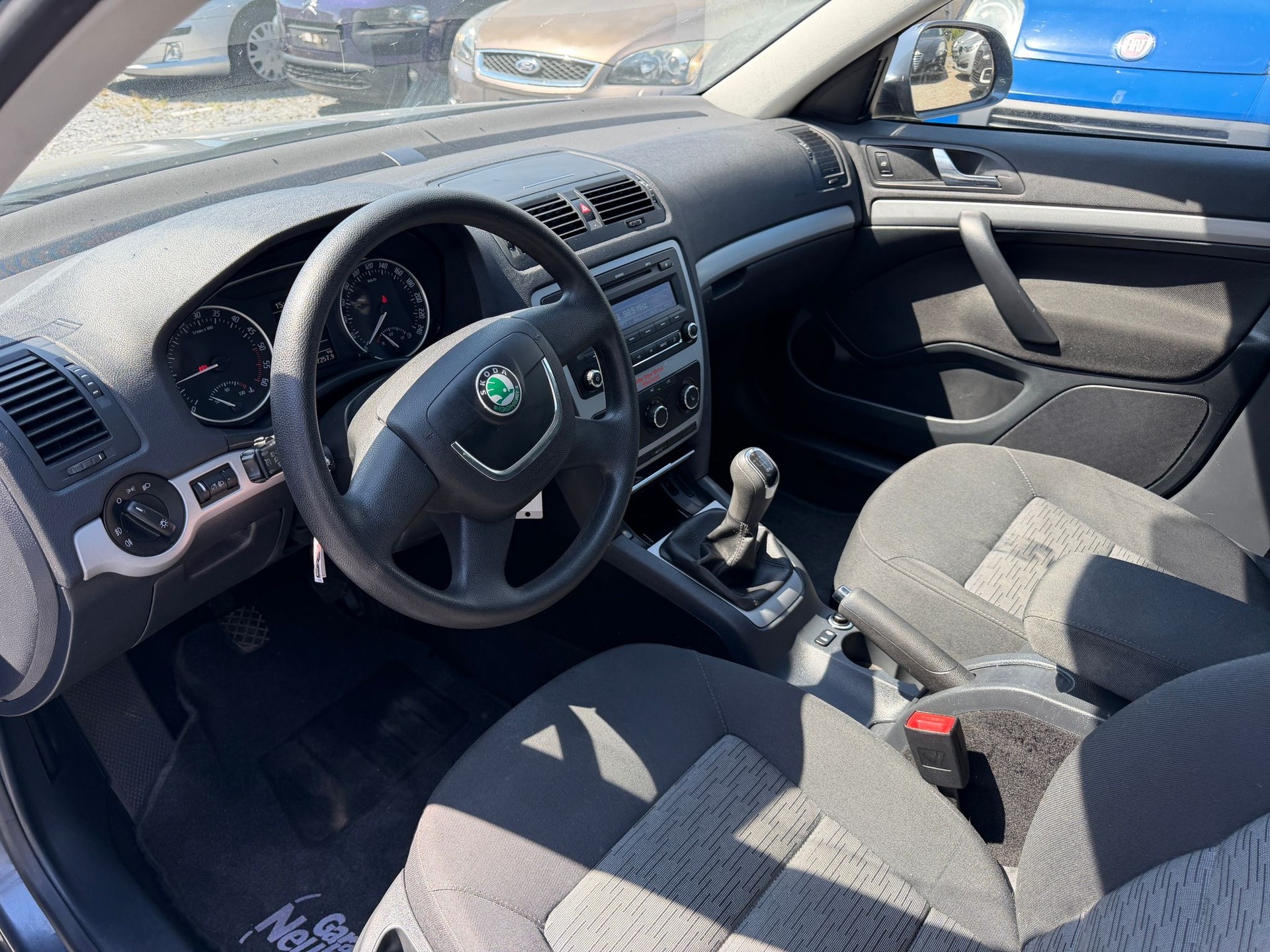 SKODA Octavia 1.6 TDI Greenline-image-8