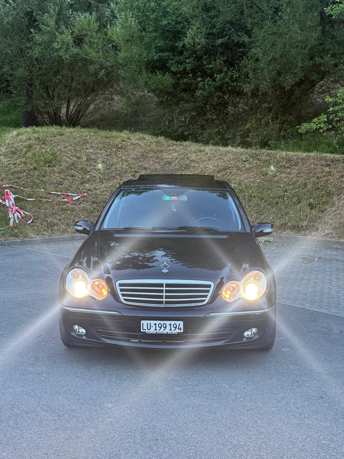 MERCEDES-BENZ C 320 Avantgarde 4Seasons 4Matic Automatic-image-1
