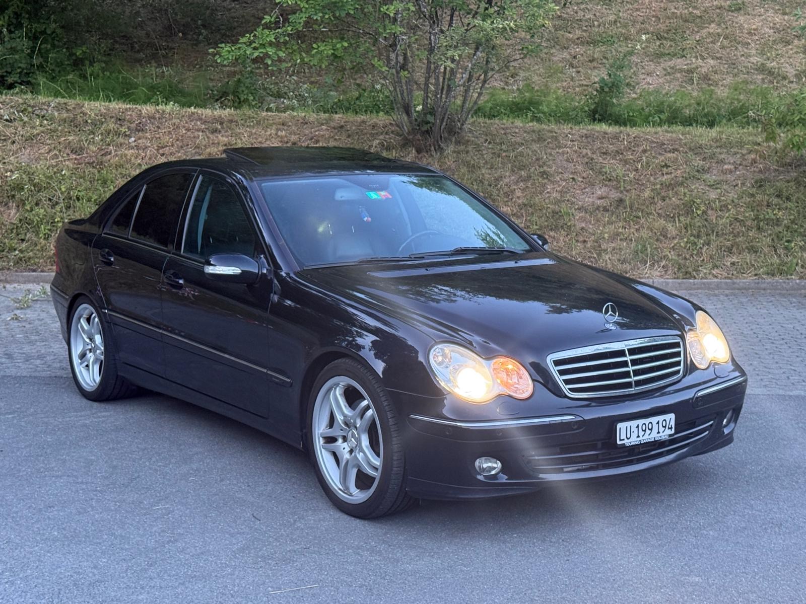 MERCEDES-BENZ C 320 Avantgarde 4Seasons 4Matic Automatic-image-7