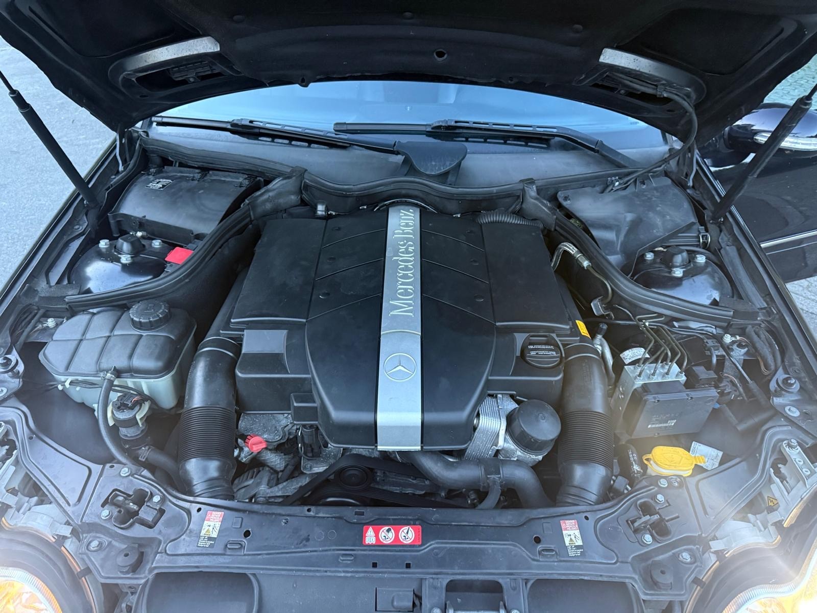 MERCEDES-BENZ C 320 Avantgarde 4Seasons 4Matic Automatic-image-11