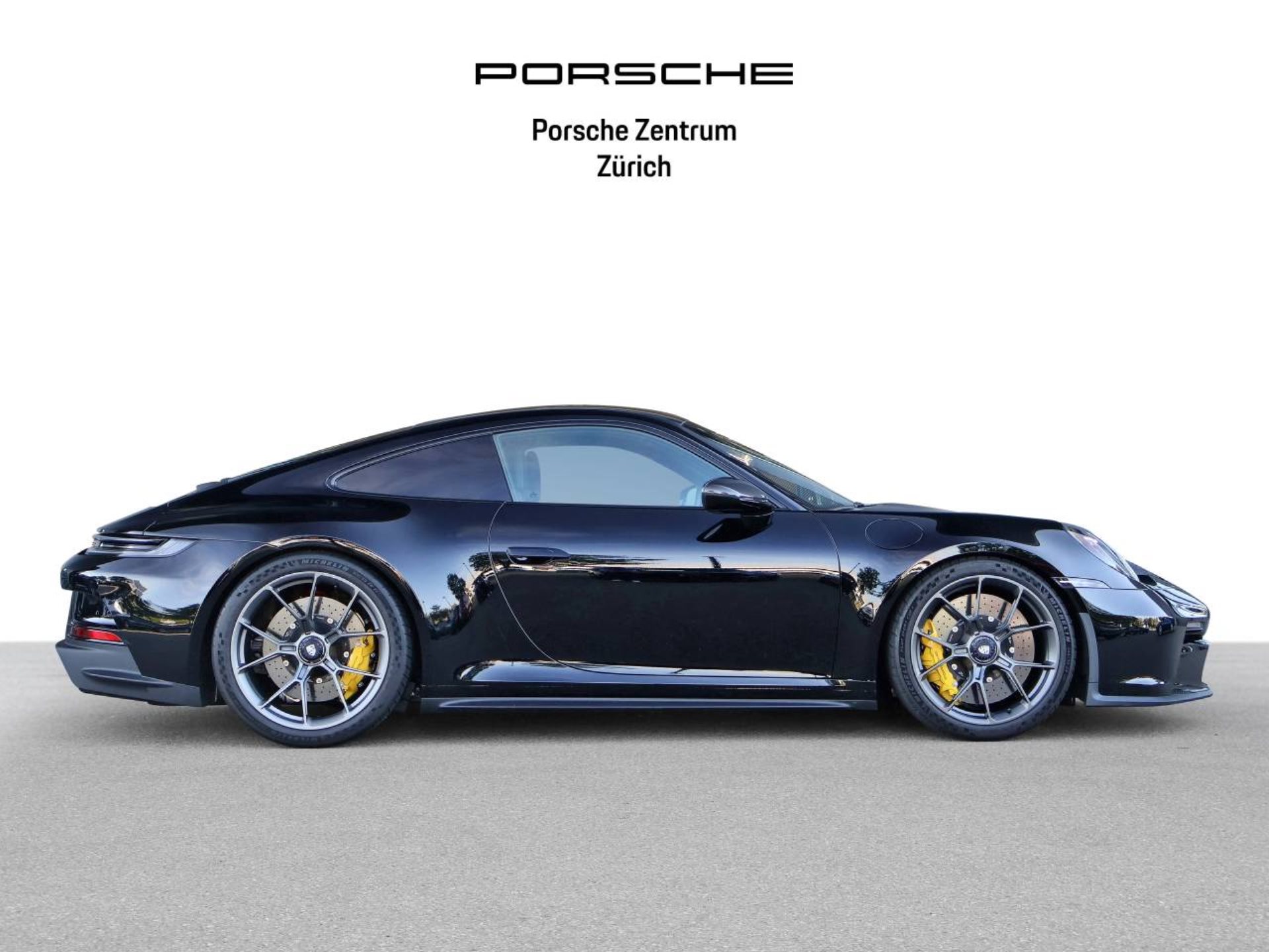 PORSCHE 911 GT3 mit Touring-Paket-image-6
