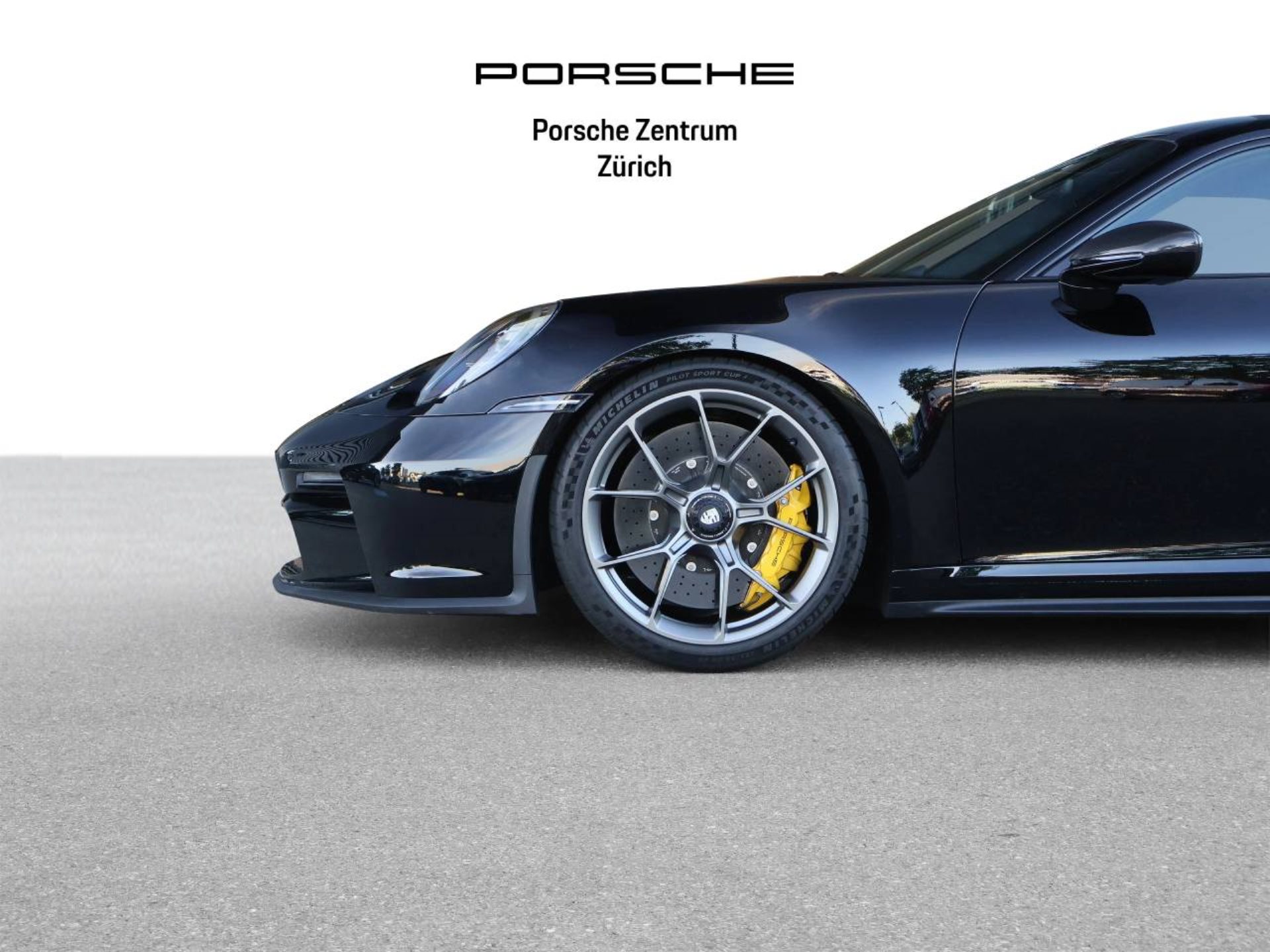 PORSCHE 911 GT3 mit Touring-Paket-image-10