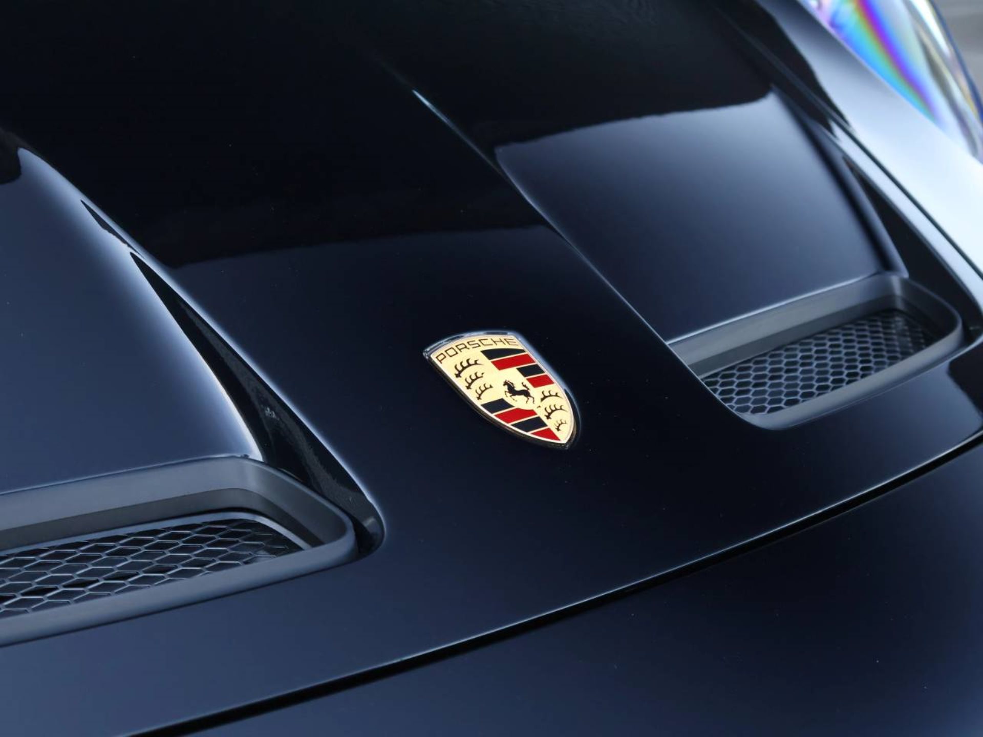 PORSCHE 911 GT3 mit Touring-Paket-image-27