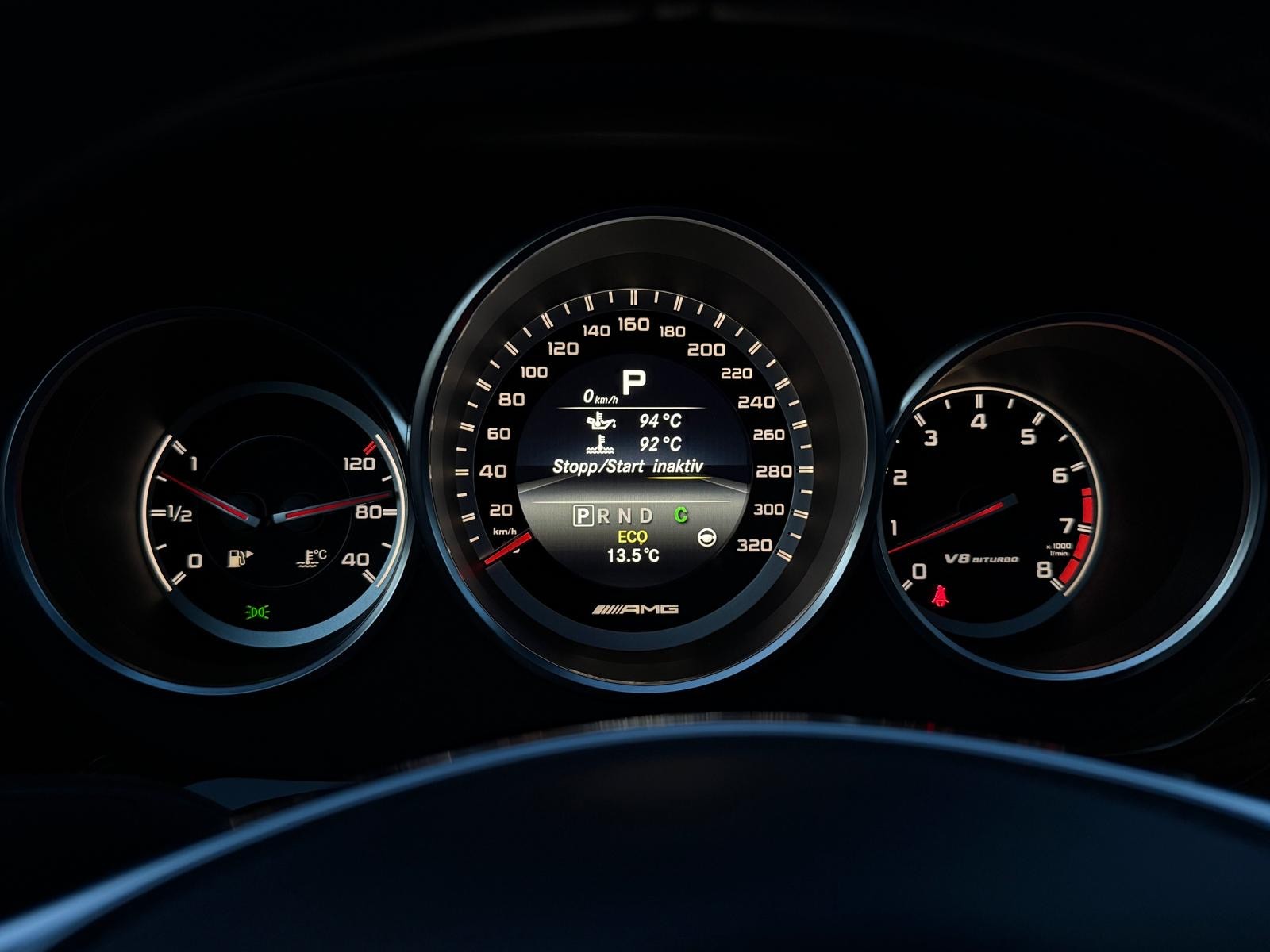 MERCEDES-BENZ CLS 63 AMG 4Matic Speedshift MCT-image-24