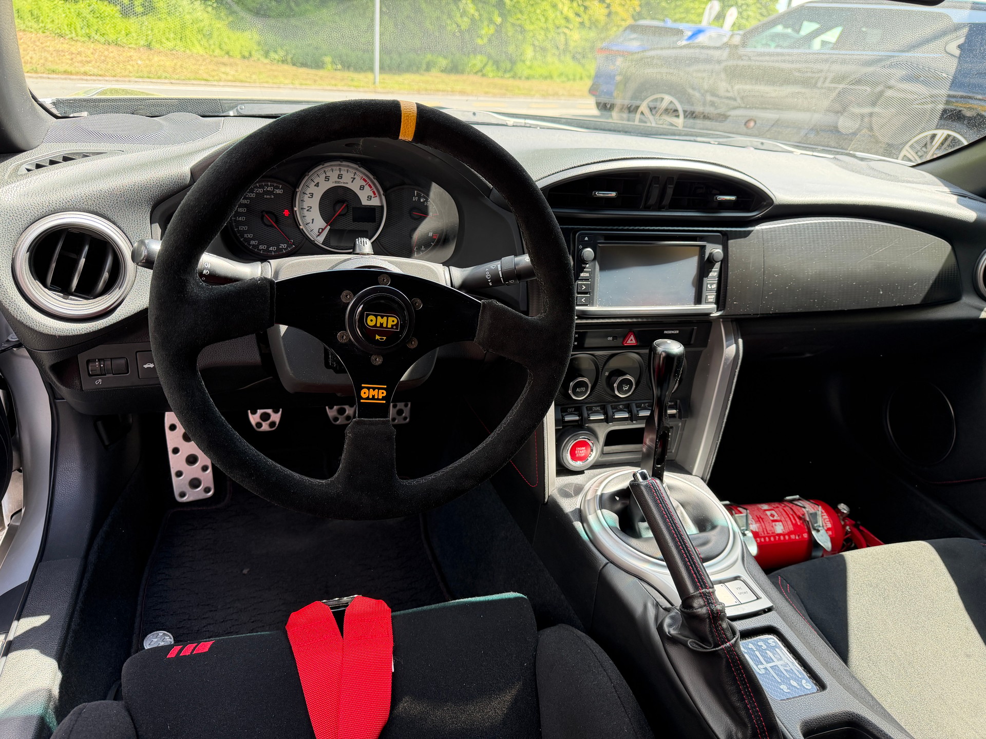 TOYOTA GT 86 2.0 D-4S Sport-image-9