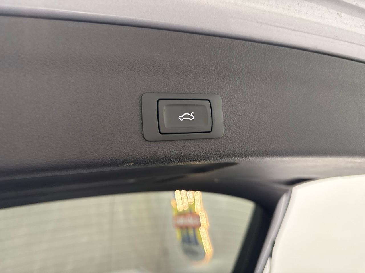 AUDI A6 Avant 40 TDI Sport quattro S-tronic-image-10
