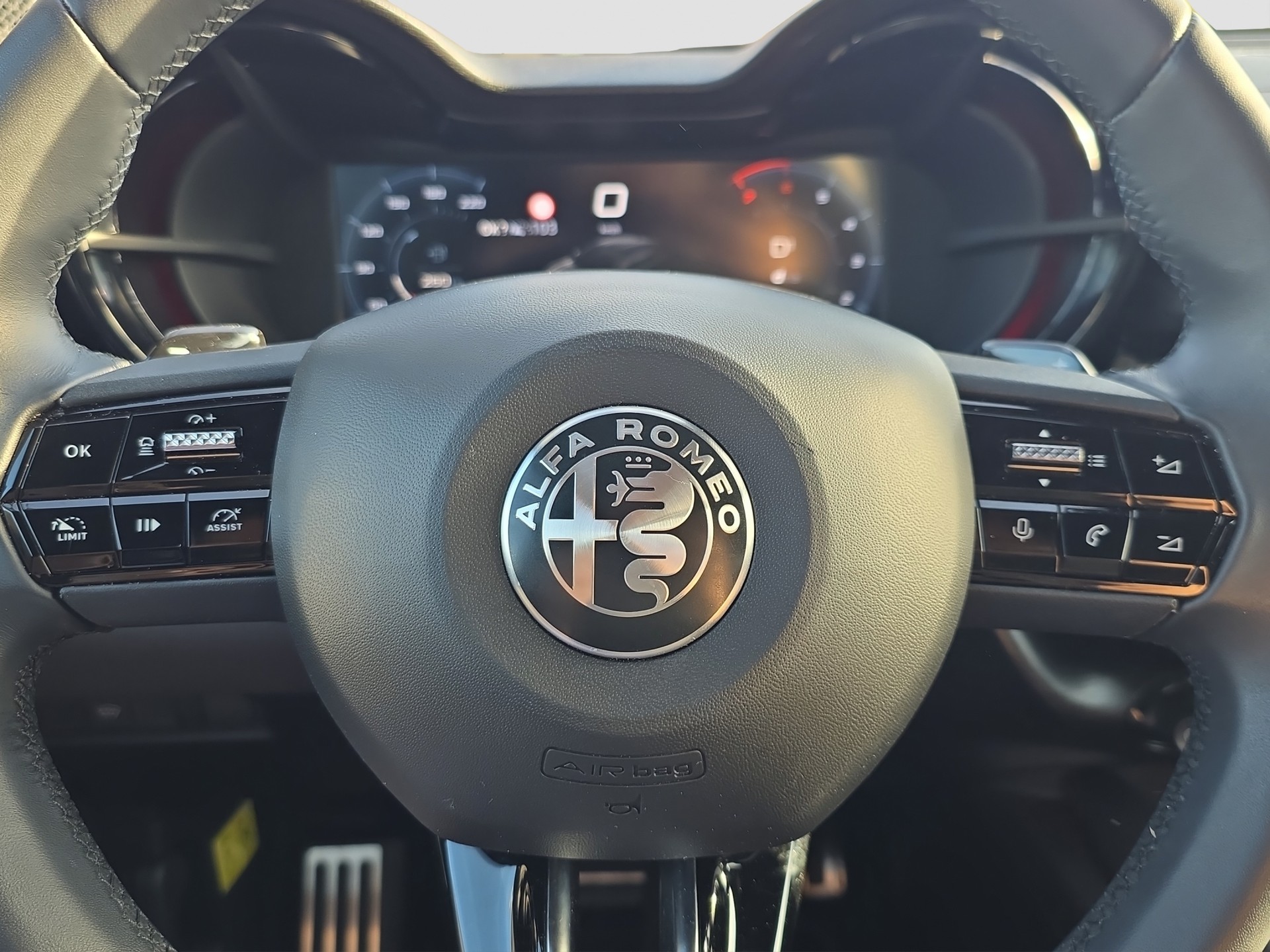 ALFA ROMEO Junior 1.2 48V Hybrid Junior-image-10