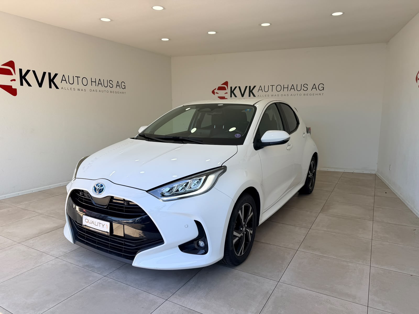 TOYOTA Yaris 1.5 Trend e-CVT