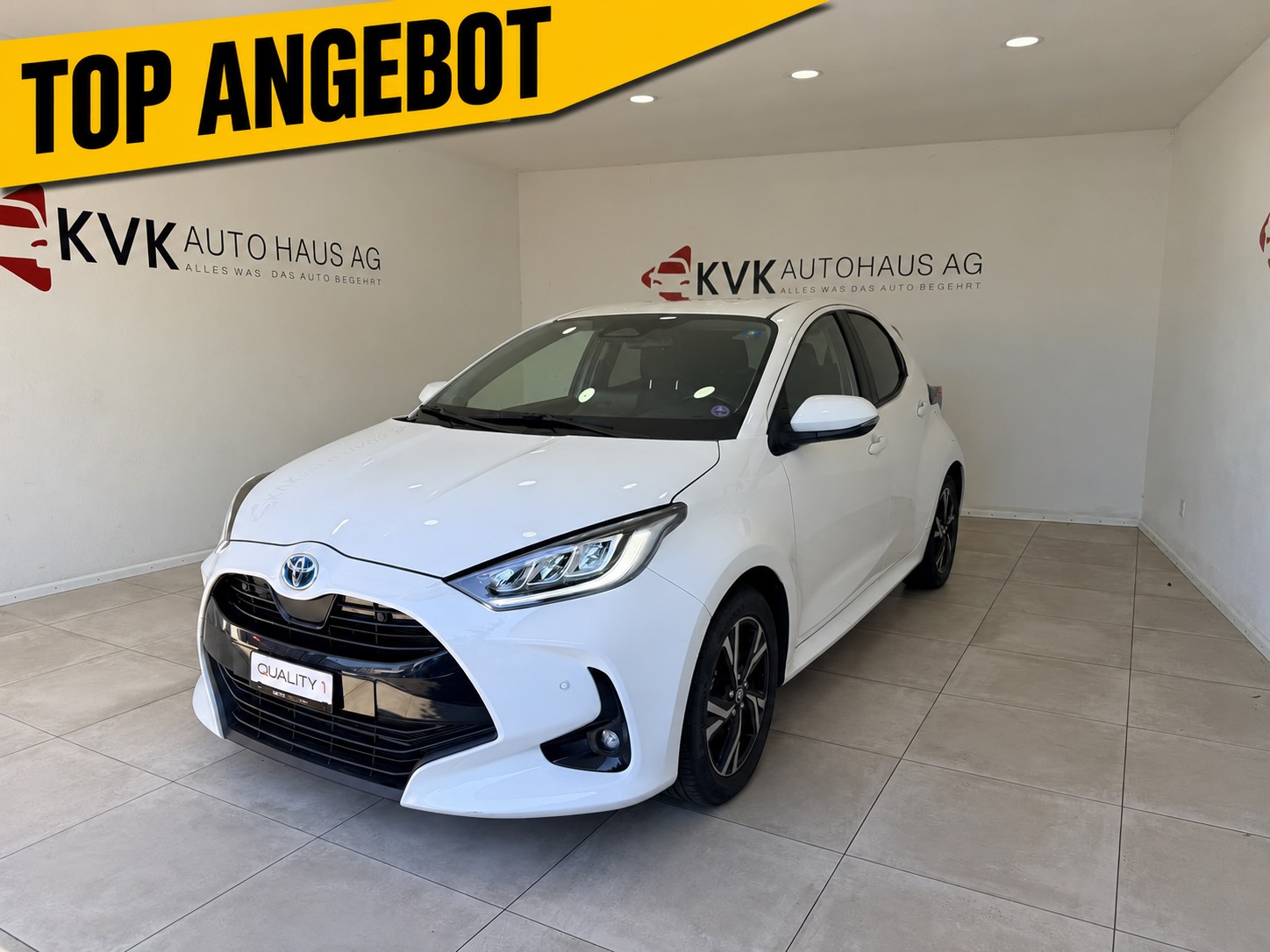 TOYOTA Yaris 1.5 Trend e-CVT*CH FAHRZEUG*15 JAHRE WERKSGARANTIE*