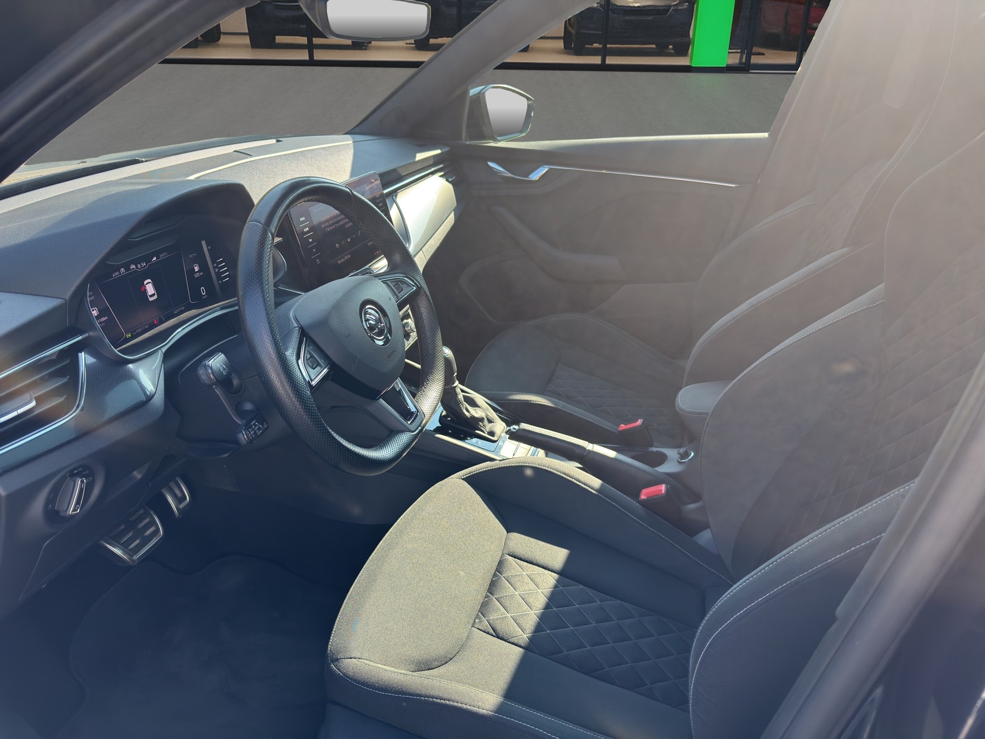 SKODA Kamiq 1.5 TSI ACT Style DSG-image-8