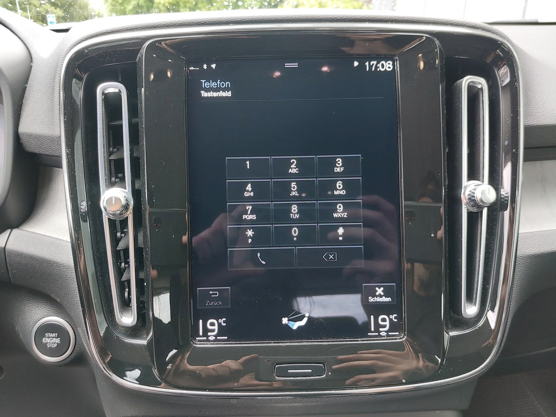 VOLVO XC40 T5 TwE Inscription DCT-image-13