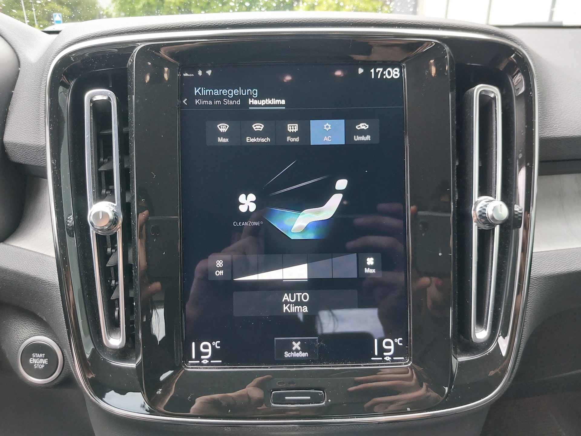 VOLVO XC40 T5 TwE Inscription DCT-image-14
