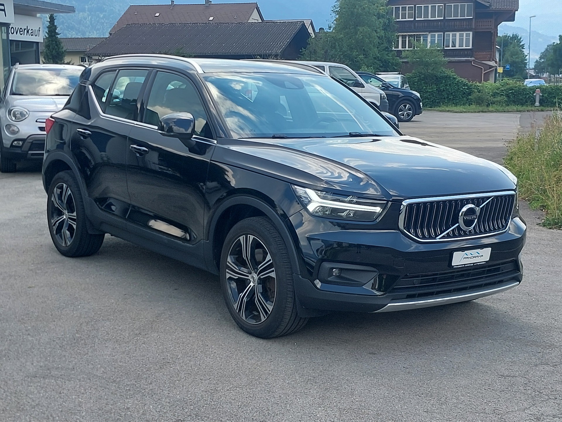 VOLVO XC40 T5 TwE Inscription DCT-image-0
