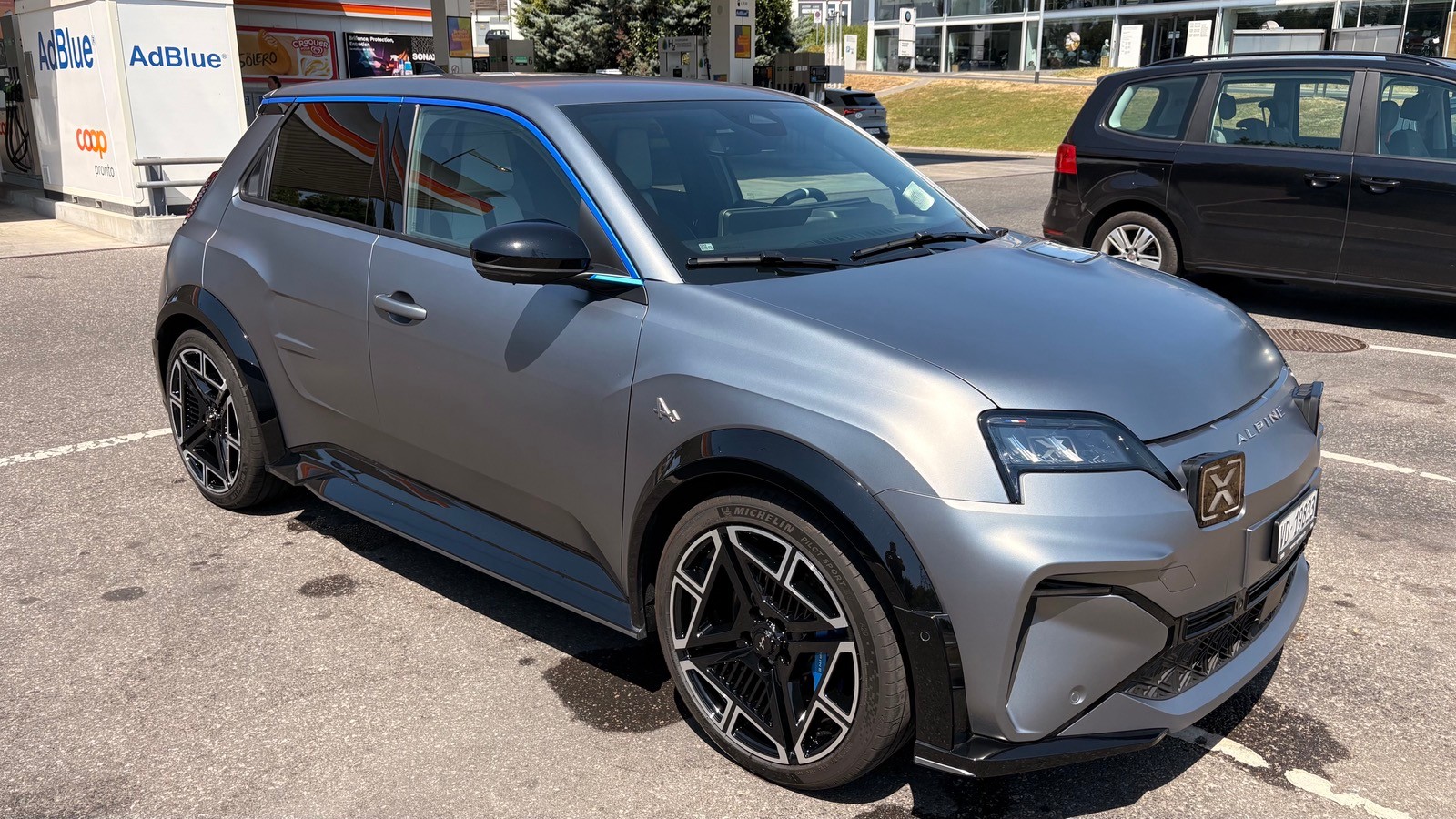 ALPINE GT Premium-image-1