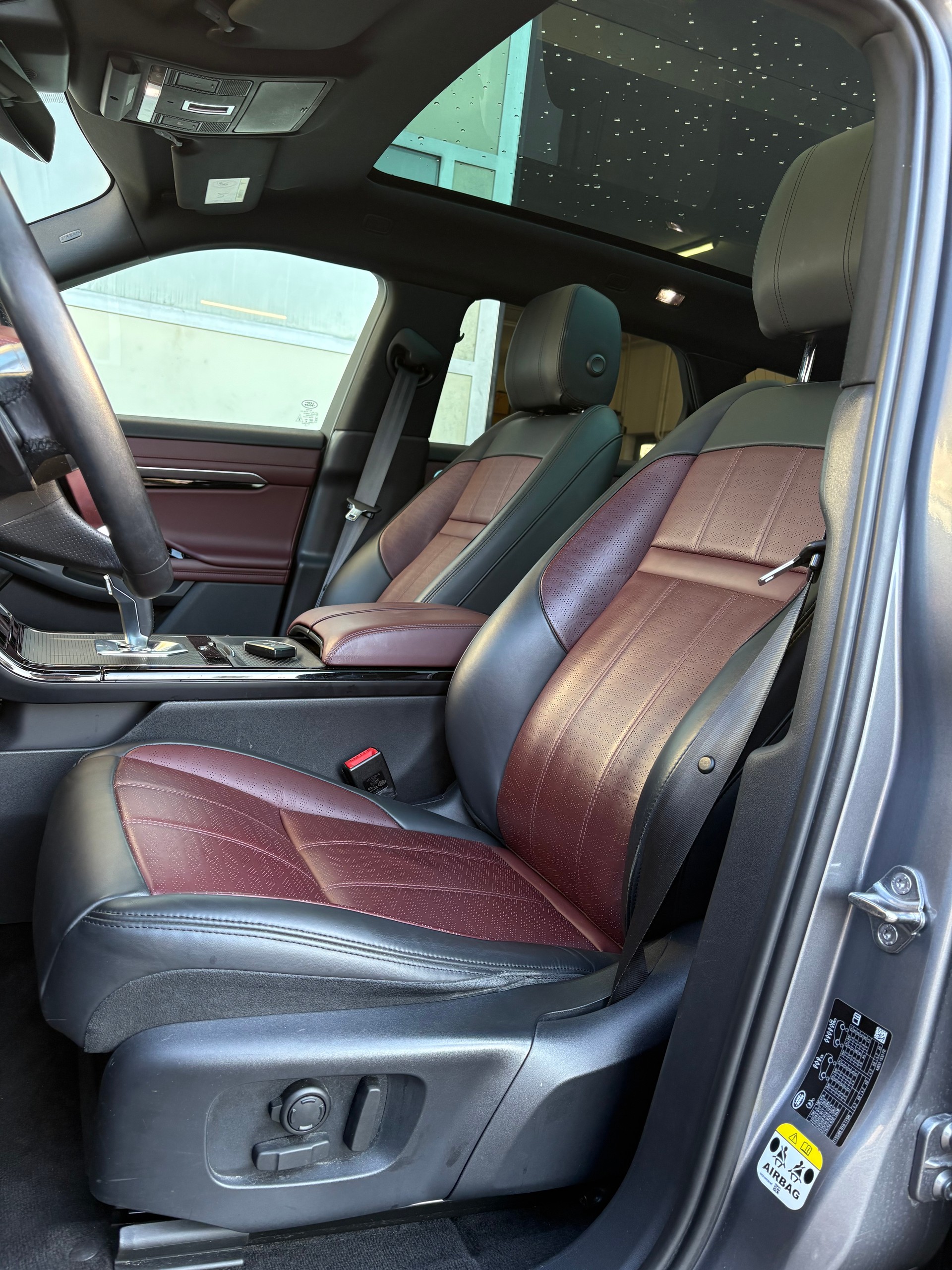 LAND ROVER Range Rover Evoque R-Dynamic D 150 HSE AT9-image-5
