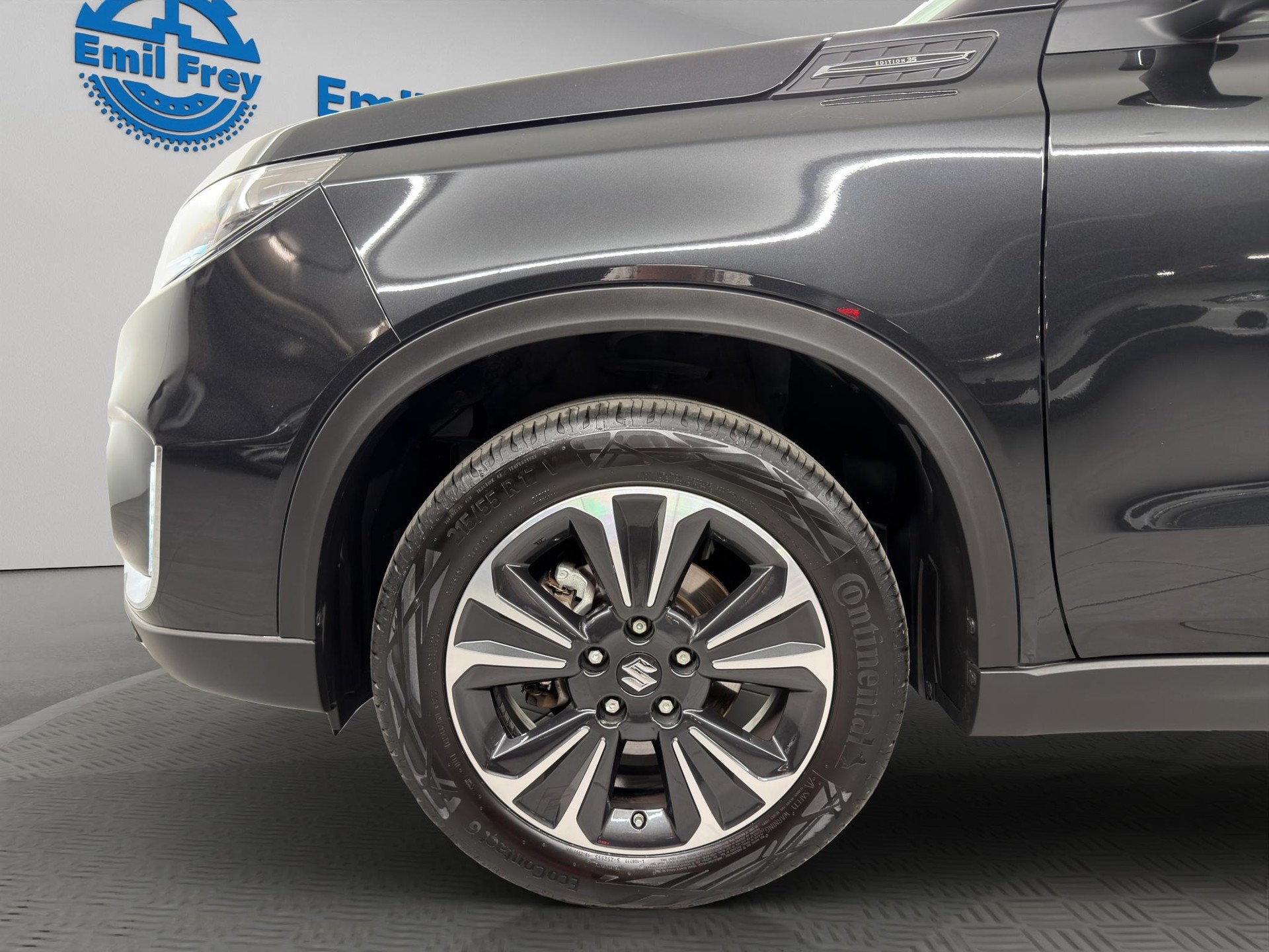SUZUKI Vitara 1.5 Compact Top Hybrid Edition 35 4x4-image-3