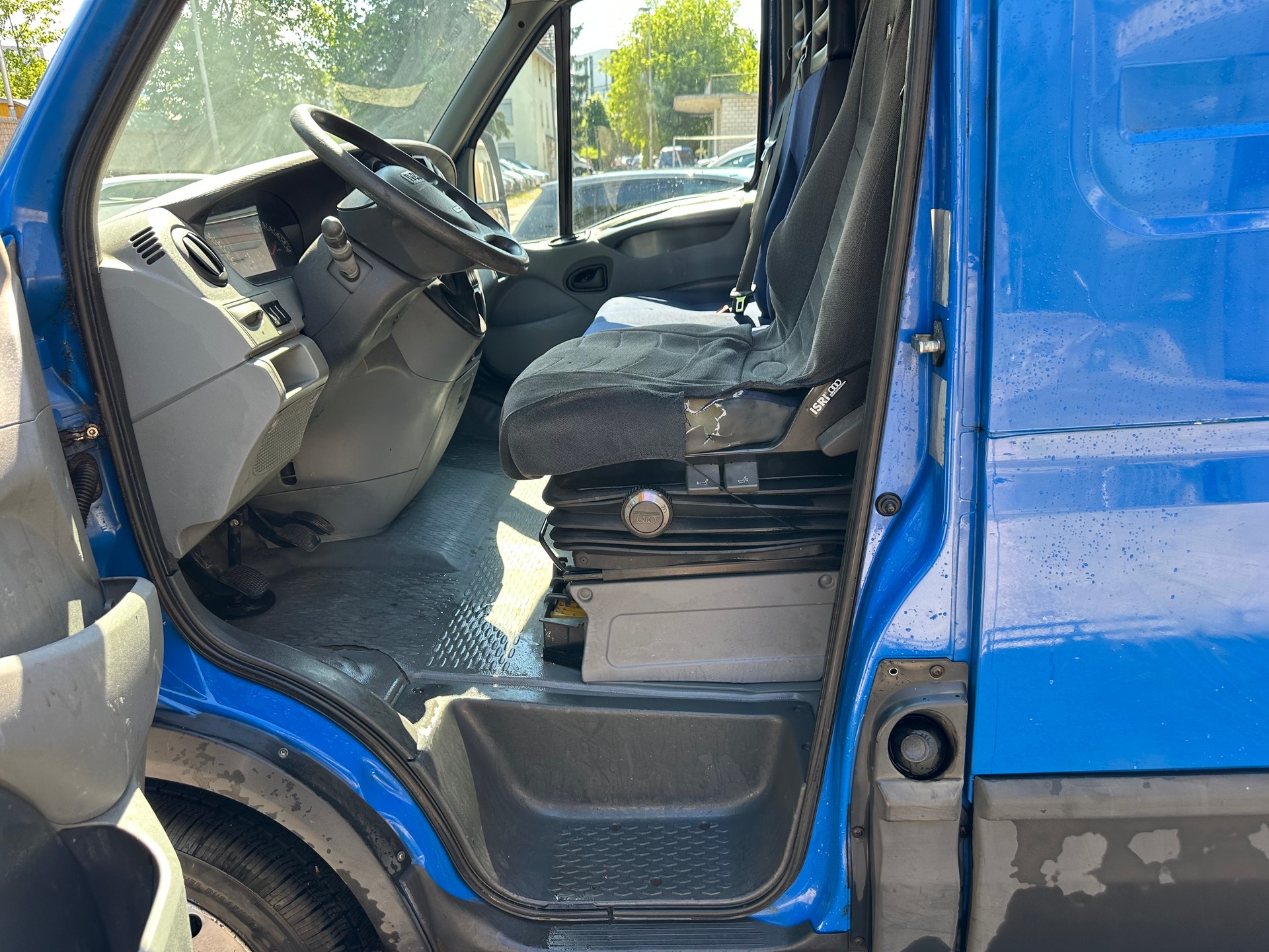 IVECO 35 S 12 V GKBA43A2B1-image-10
