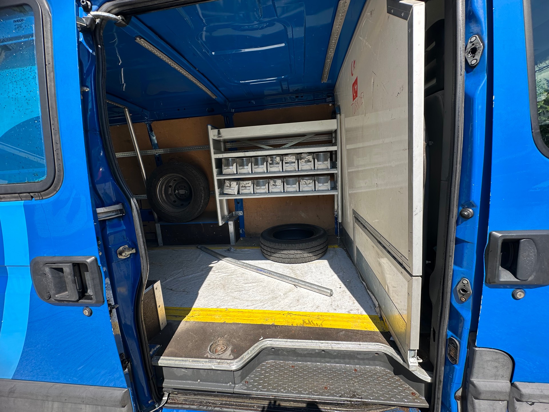 IVECO 35 S 12 V GKBA43A2B1-image-3