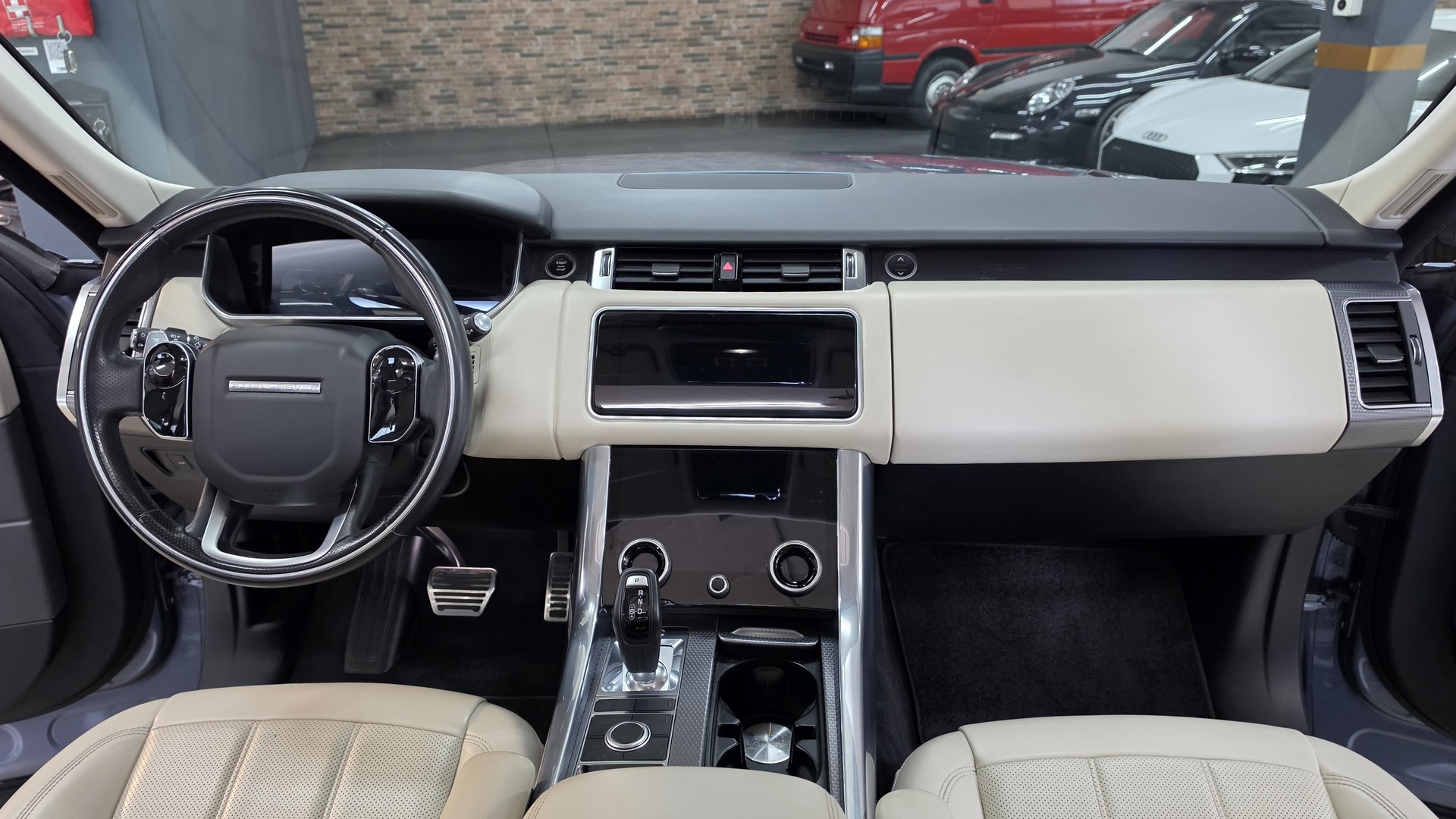 LAND ROVER Range Rover Sport 3.0 SDV6 HSE Automatic-image-24