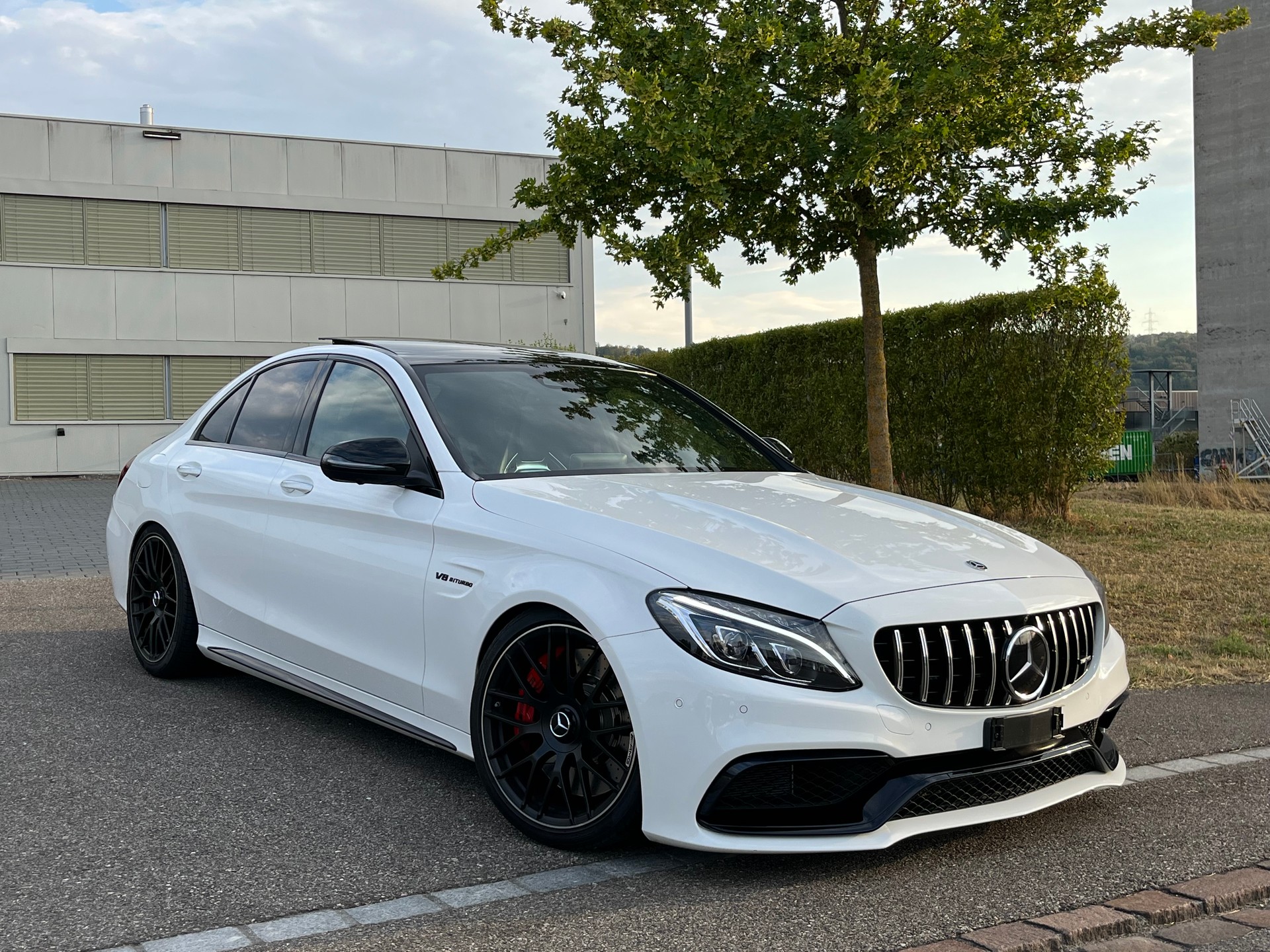 MERCEDES-BENZ C 63 S AMG-image-2