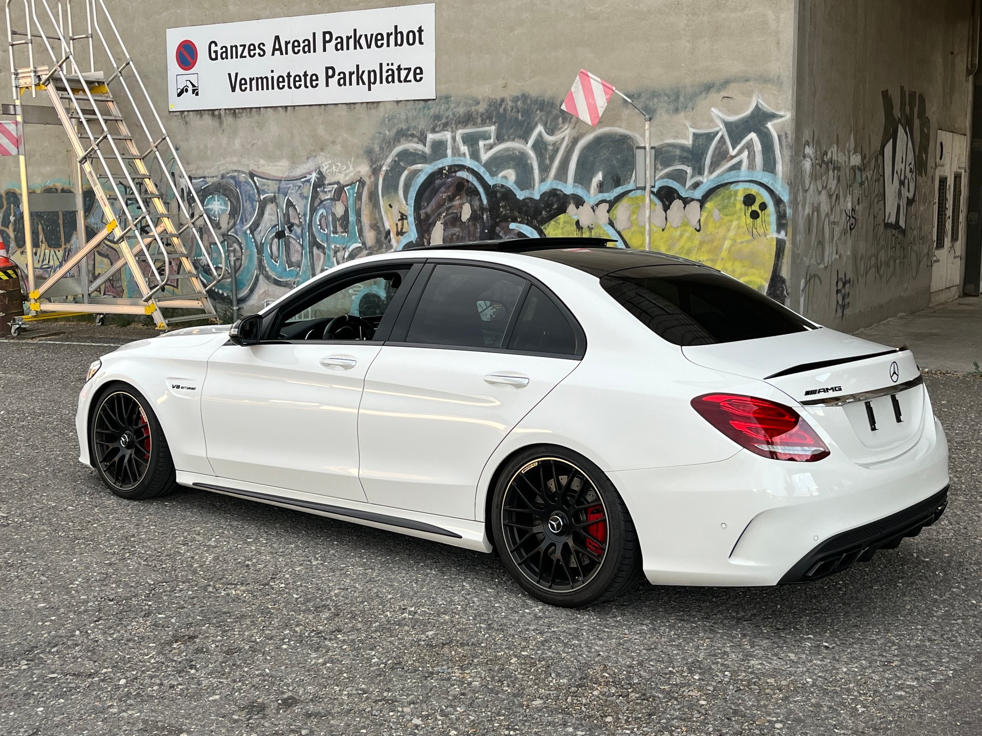 MERCEDES-BENZ C 63 S AMG-image-12