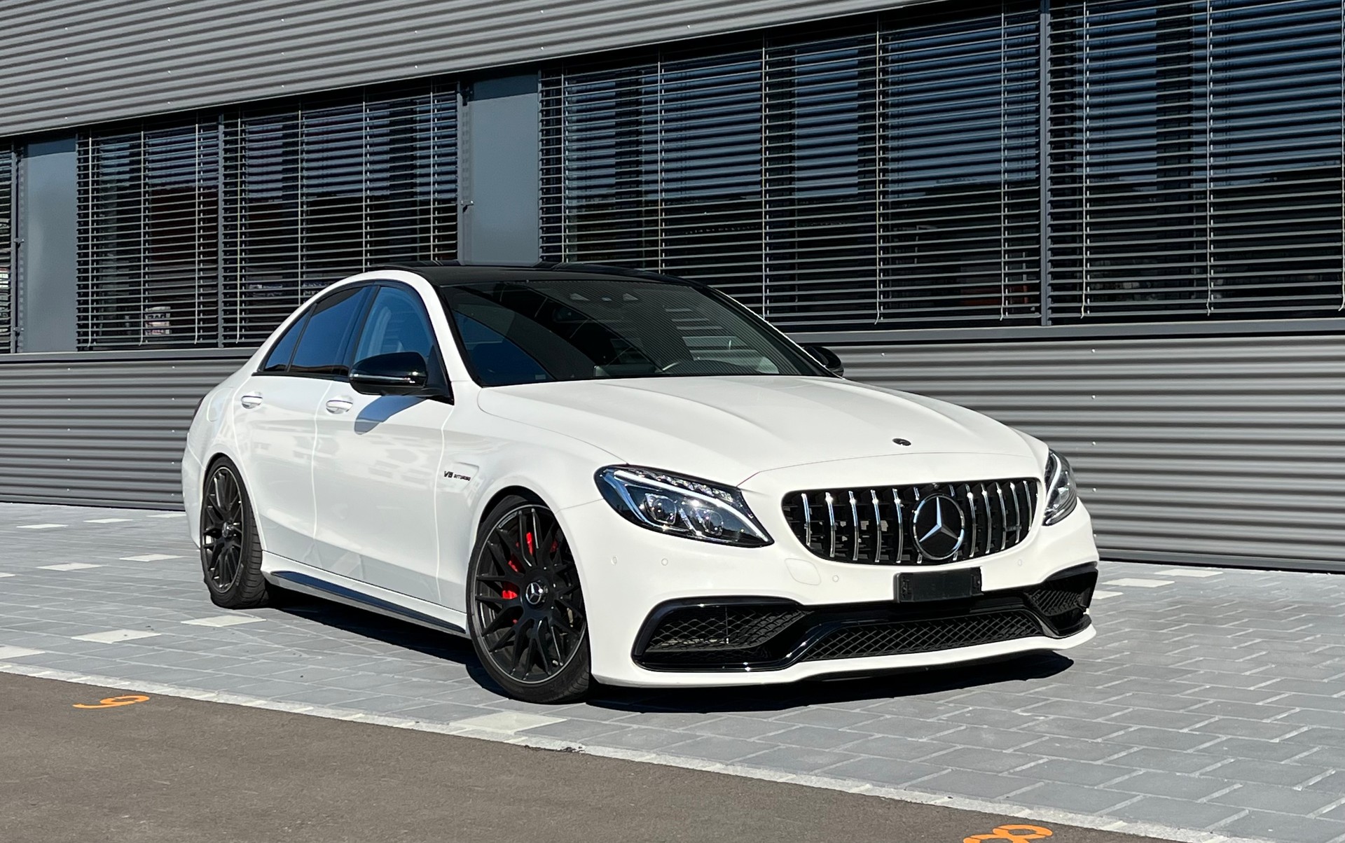 MERCEDES-BENZ C 63 S AMG