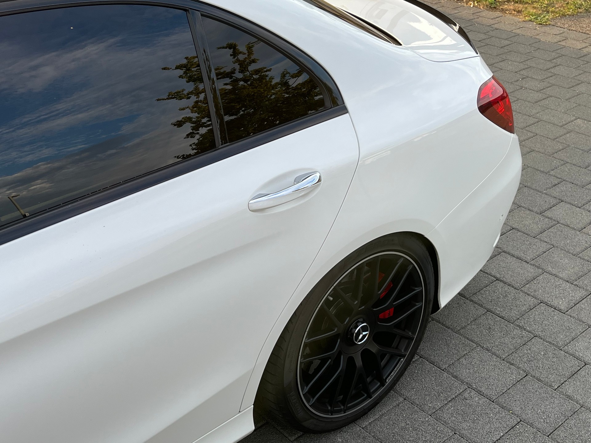 MERCEDES-BENZ C 63 S AMG-image-6
