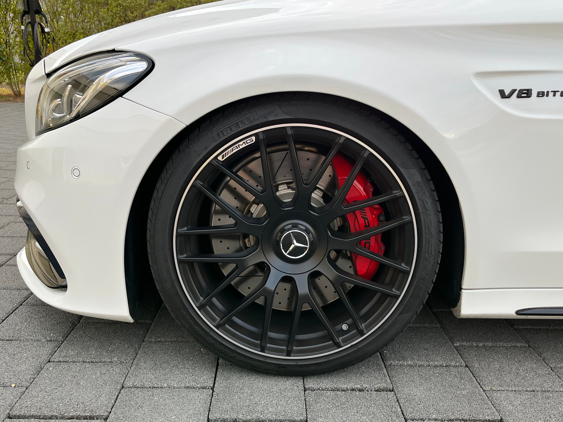 MERCEDES-BENZ C 63 S AMG-image-11
