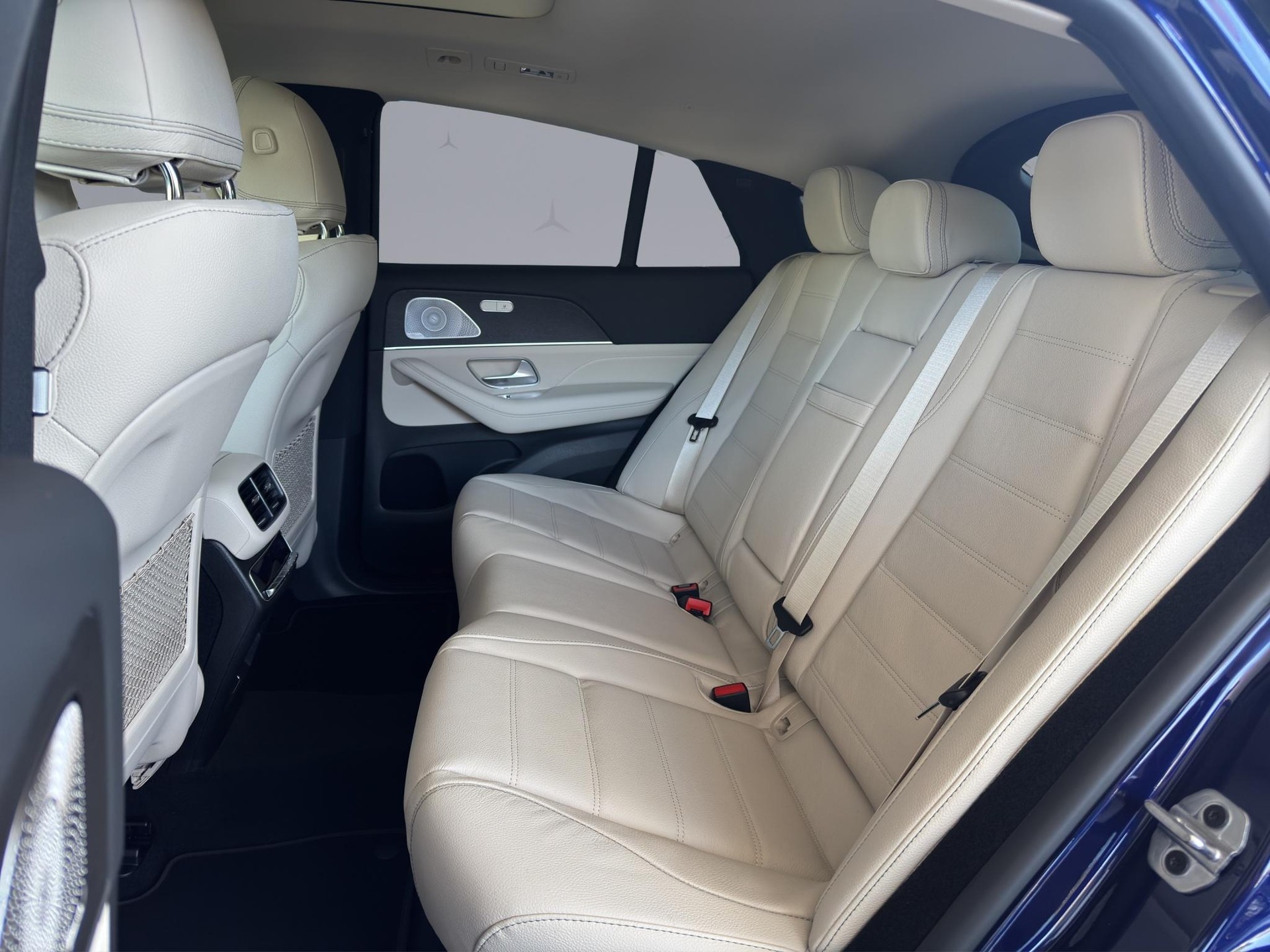 MERCEDES-BENZ GLE 400 e EQ Star AMG Line 4matic Coupé-image-12