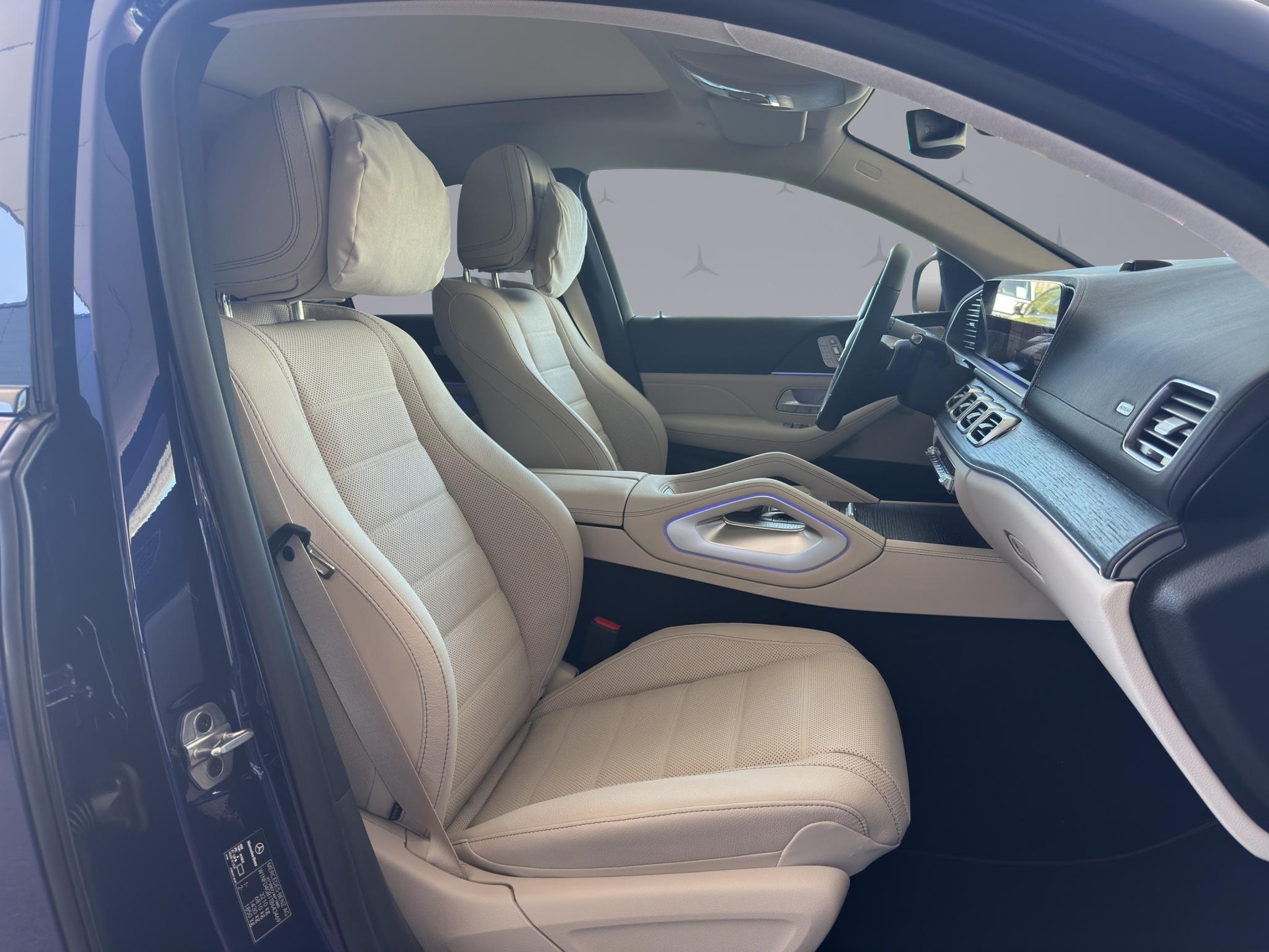 MERCEDES-BENZ GLE 400 e EQ Star AMG Line 4matic Coupé-image-16