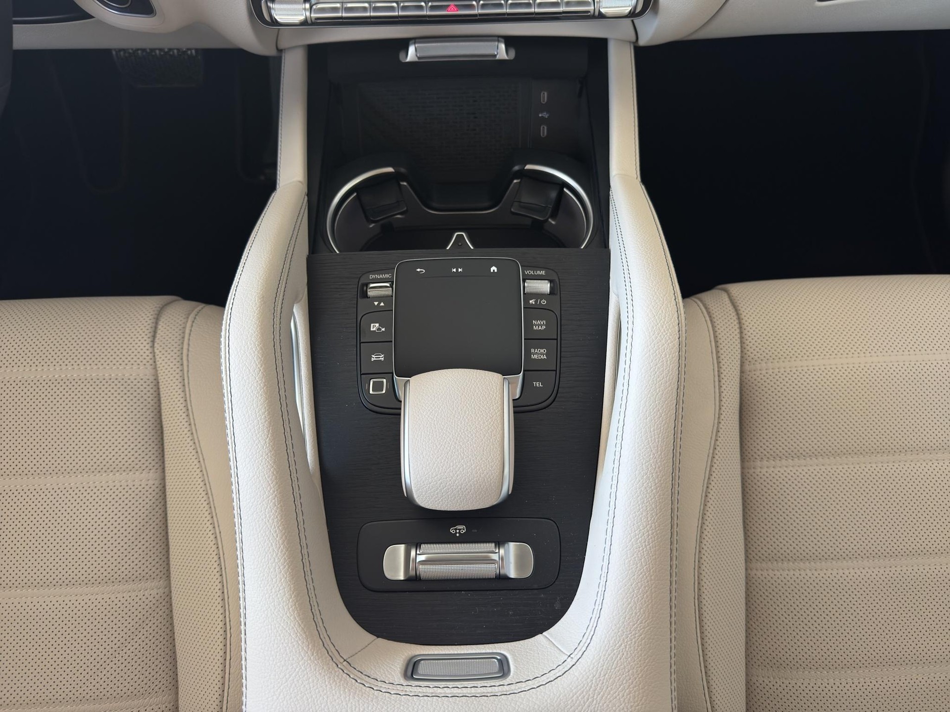 MERCEDES-BENZ GLE 400 e EQ Star AMG Line 4matic Coupé-image-14