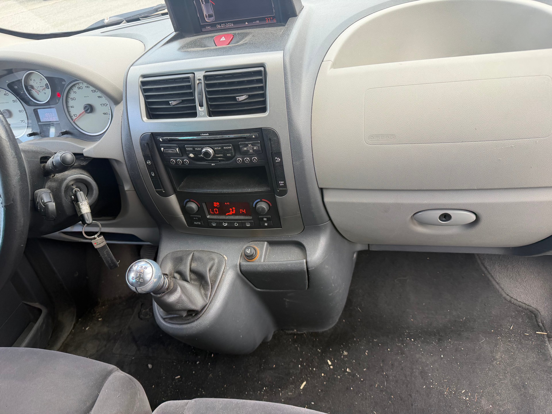 CITROEN Jumpy 2.0 HDi L2H1-image-5