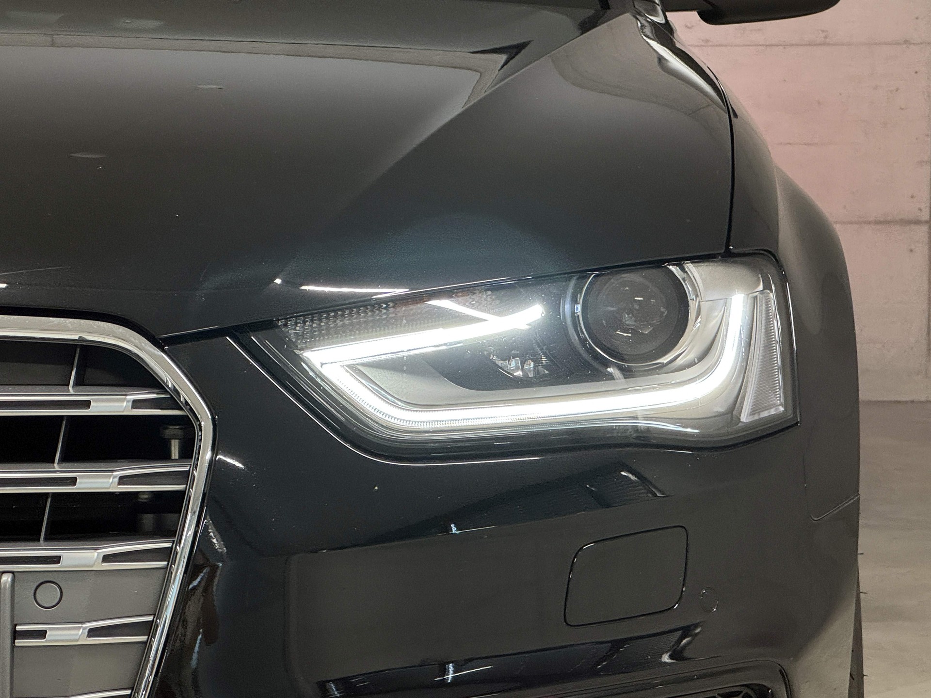 AUDI S4 Avant 3.0 TFSI quattro S-tronic-image-5